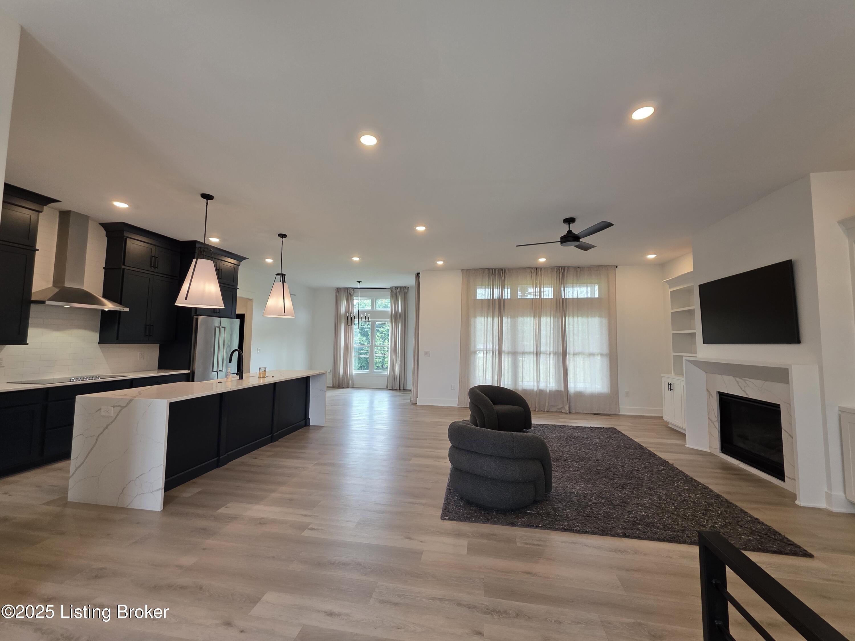 2034 Andres Way