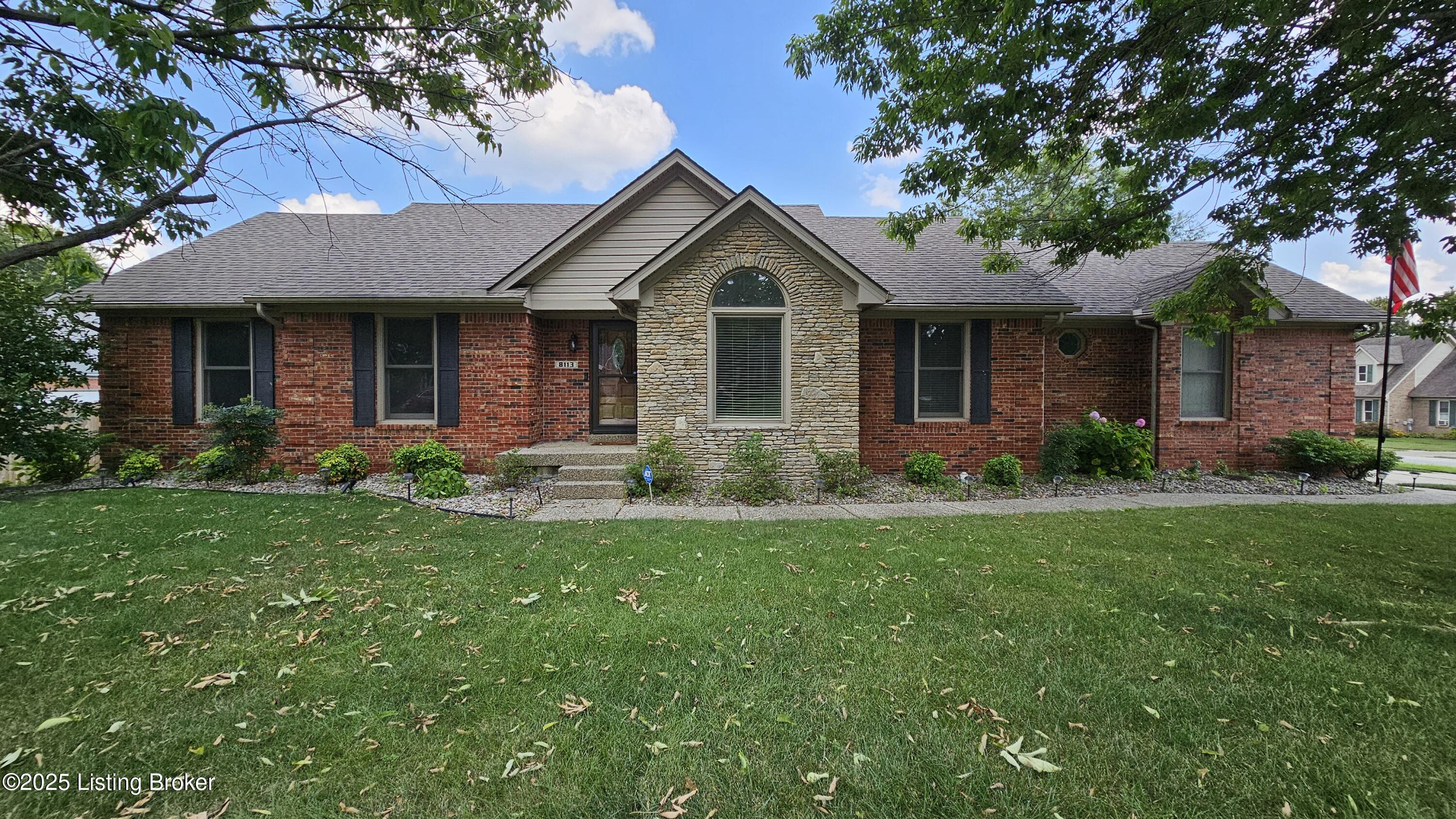 8113 Rome Beauty Way
