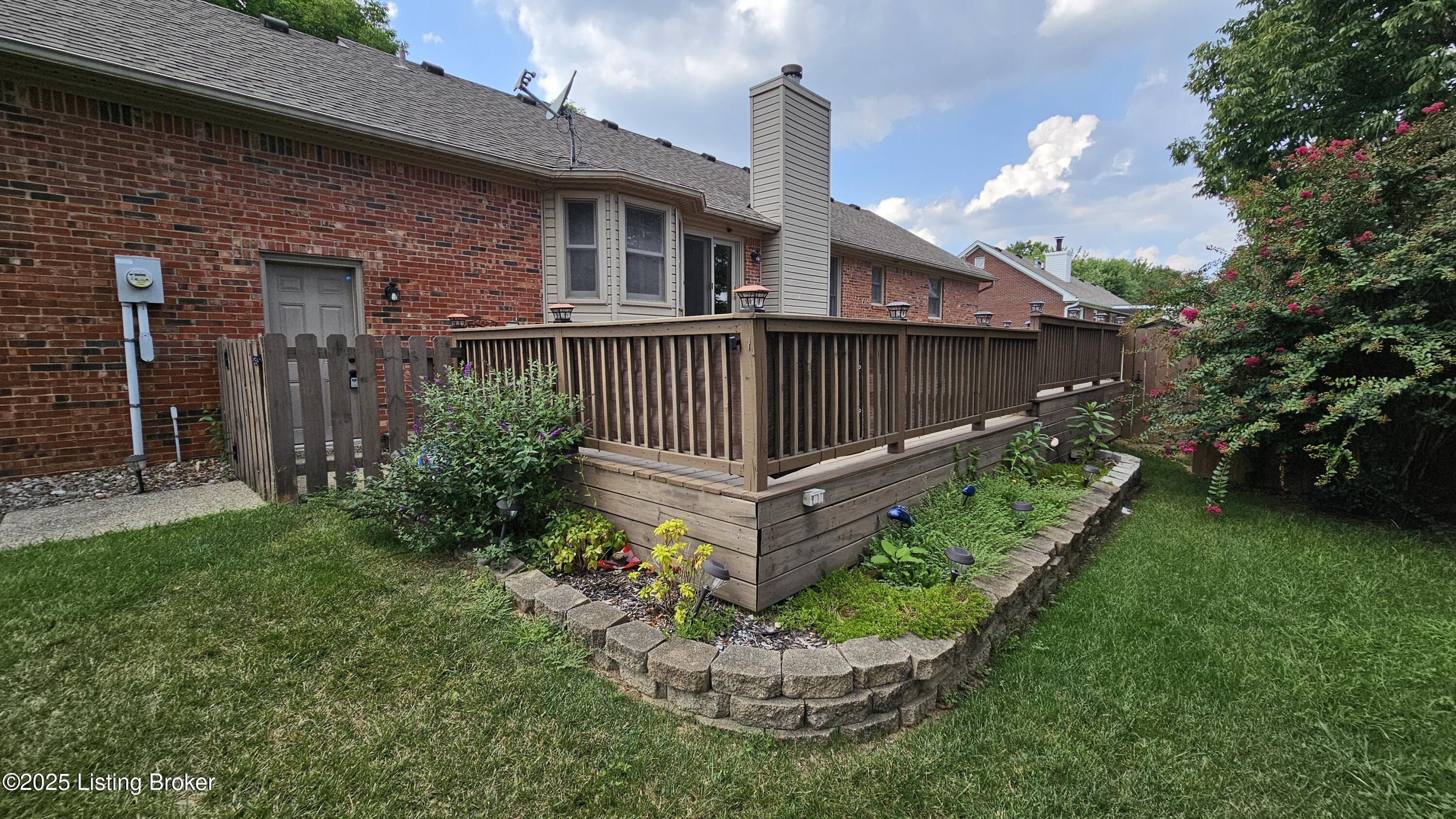 8113 Rome Beauty Way
