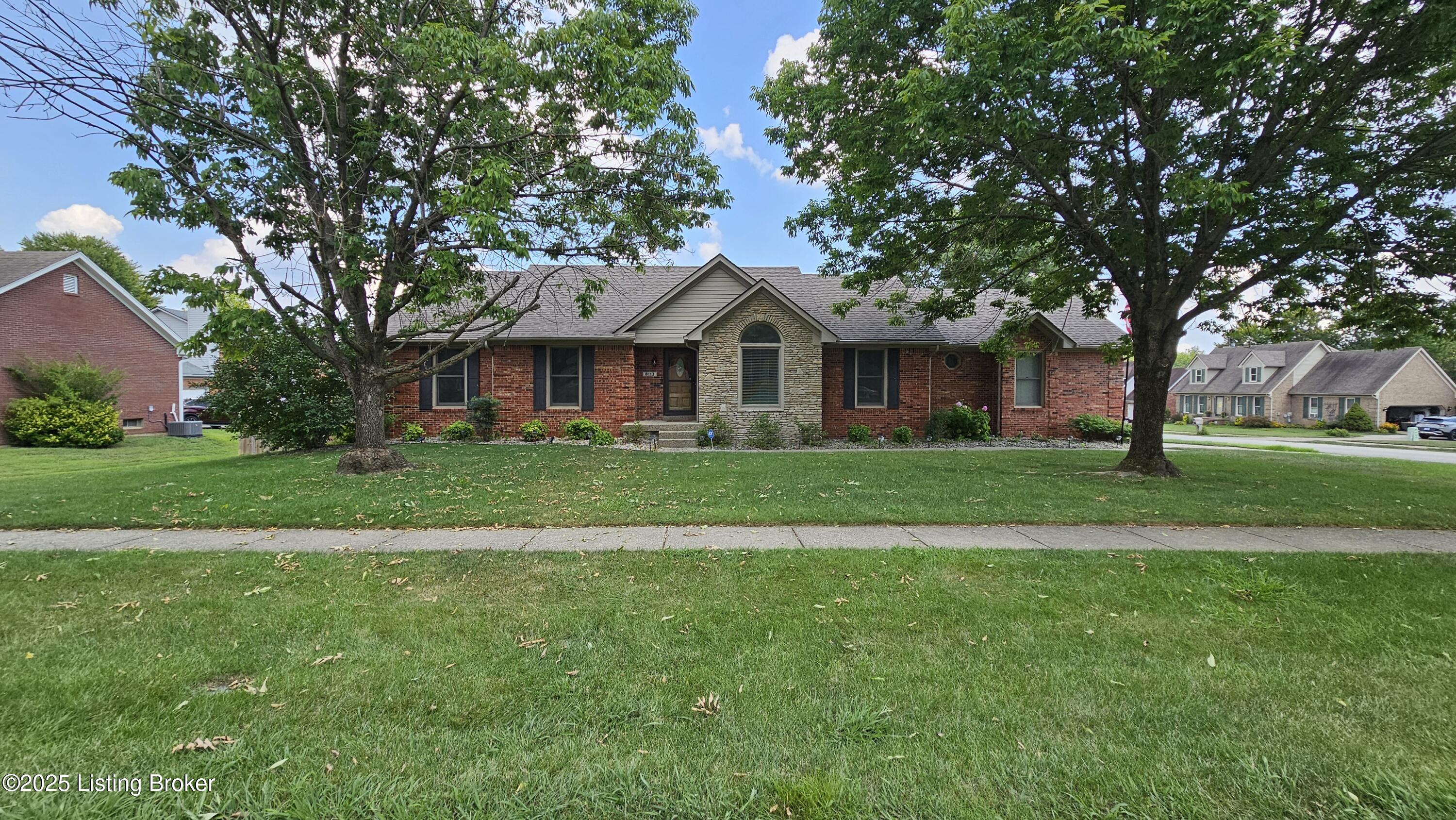 8113 Rome Beauty Way