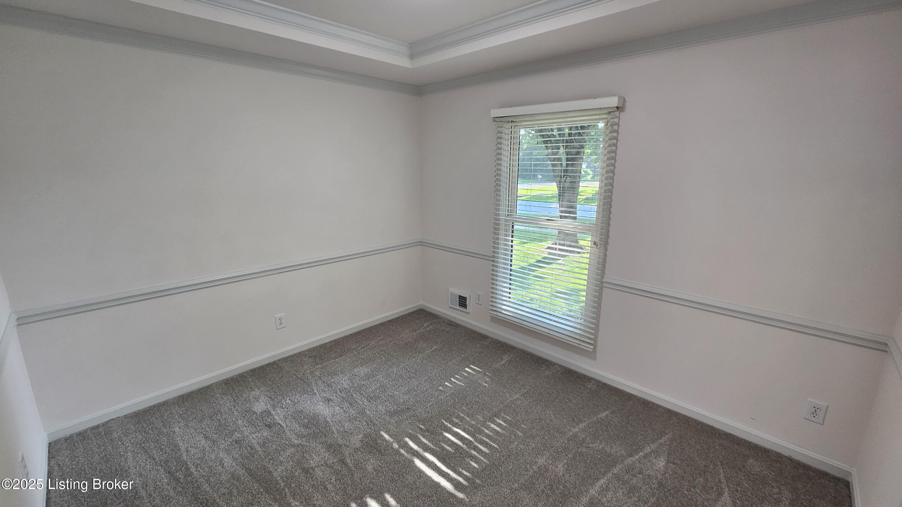 8113 Rome Beauty Way