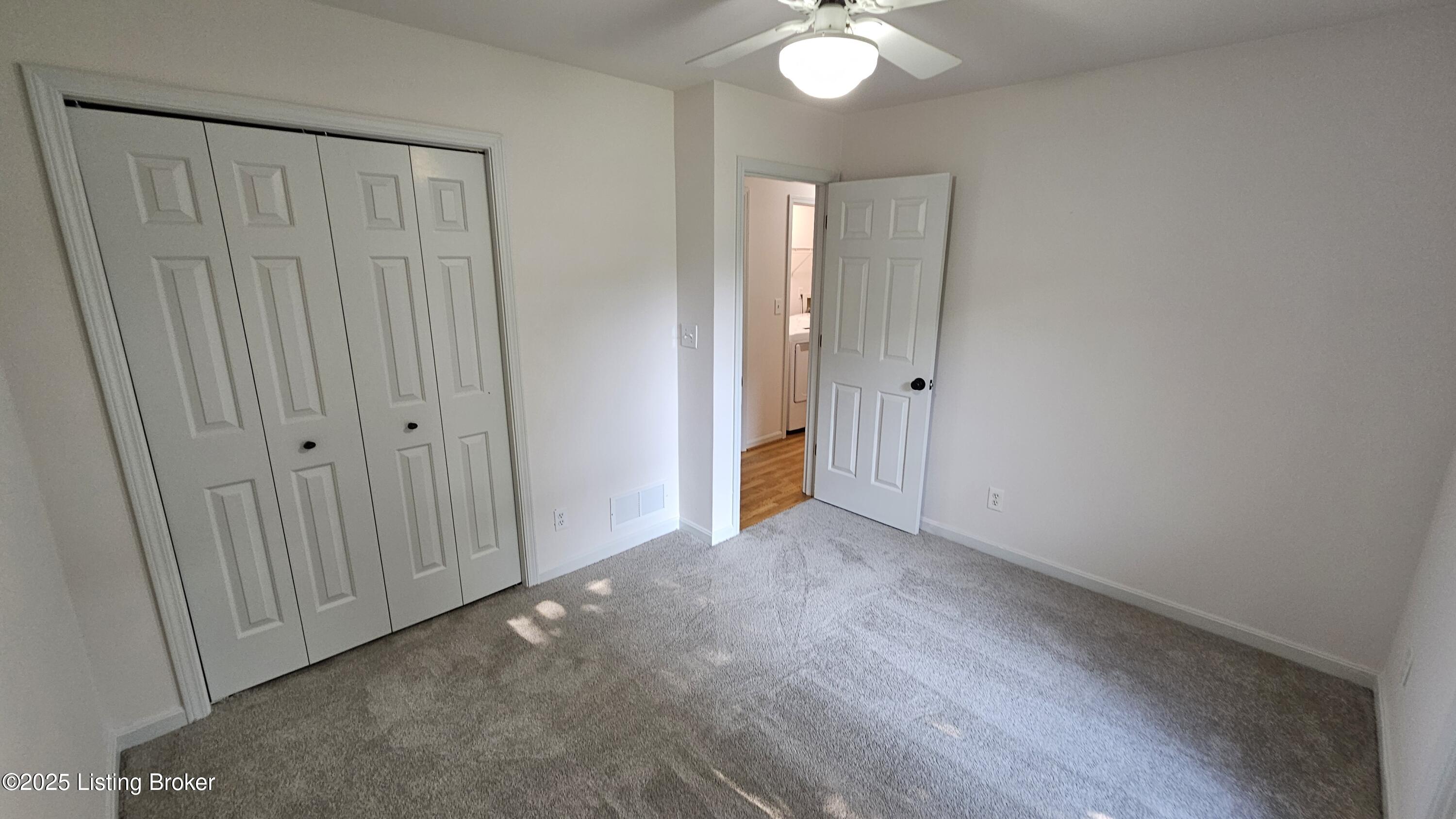 8113 Rome Beauty Way