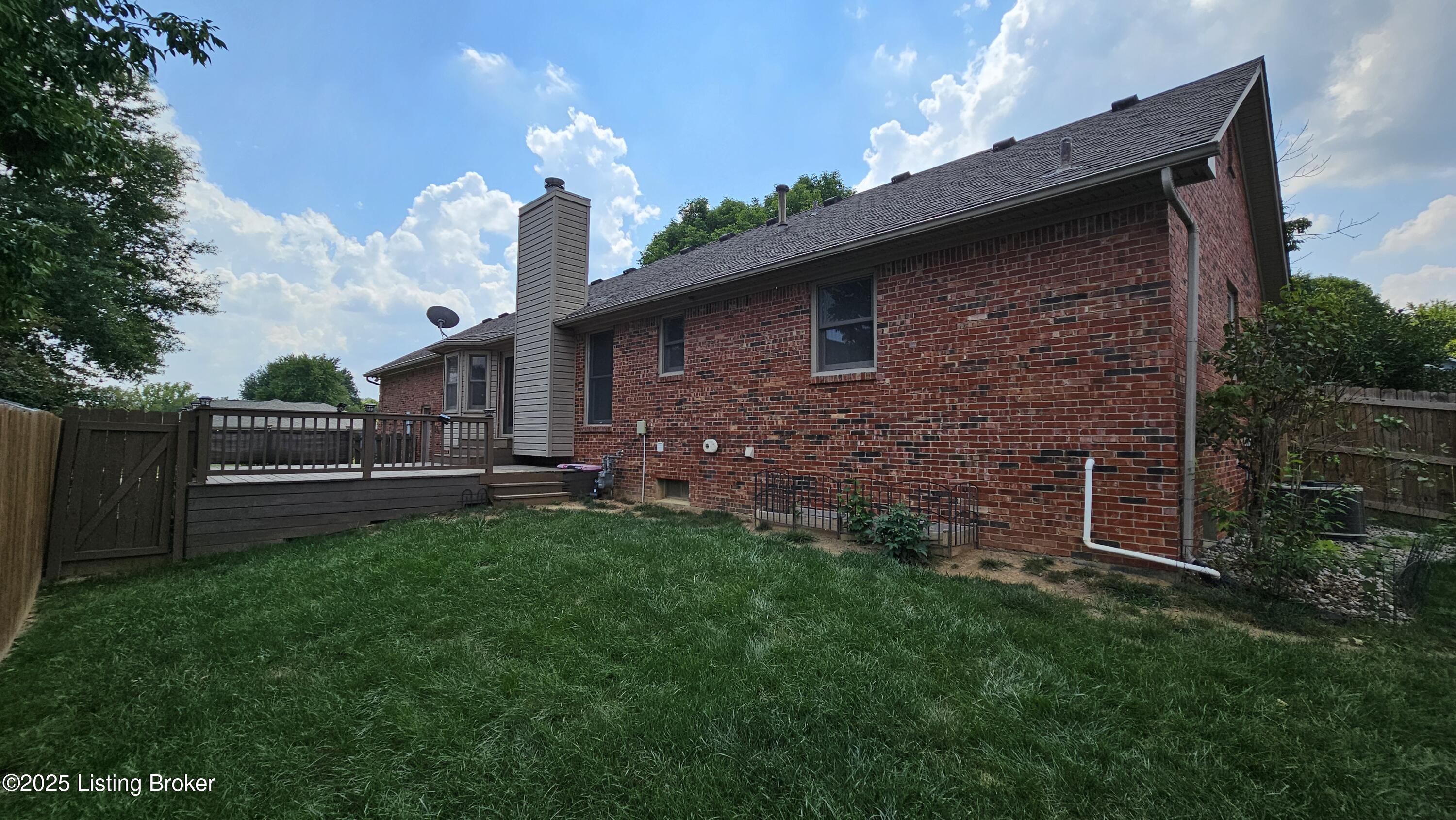 8113 Rome Beauty Way