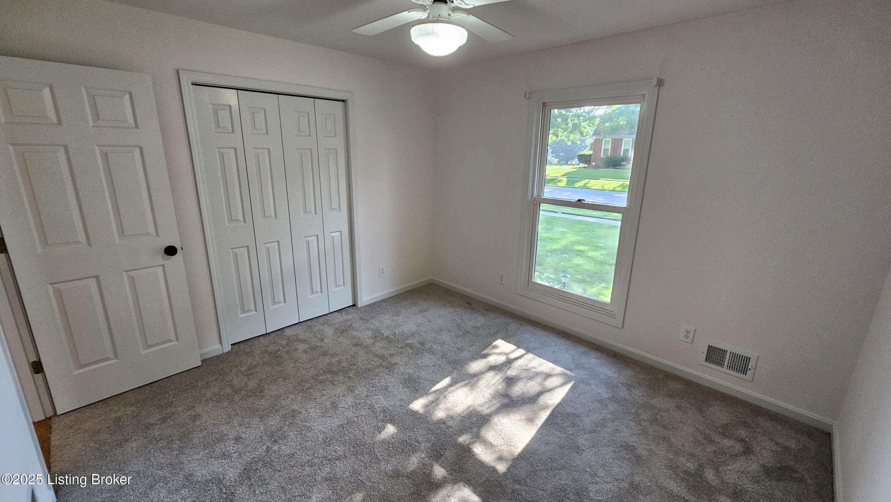 8113 Rome Beauty Way