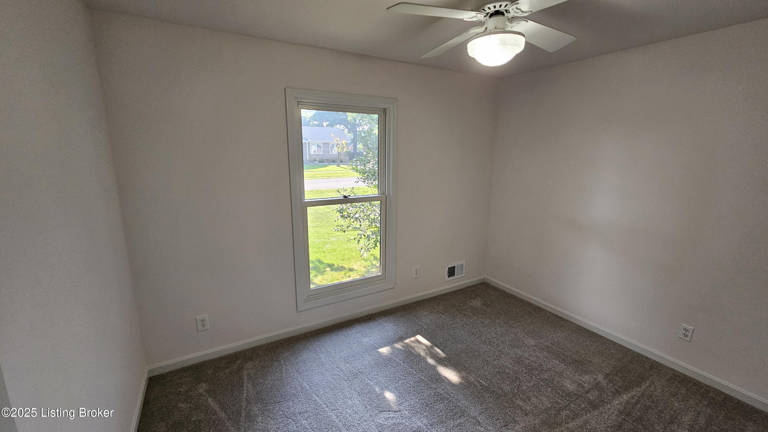 8113 Rome Beauty Way