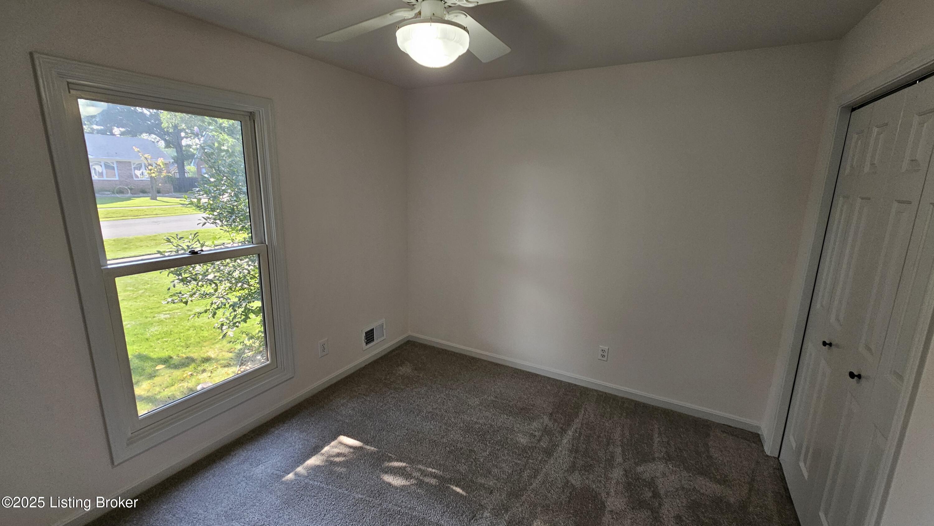 8113 Rome Beauty Way
