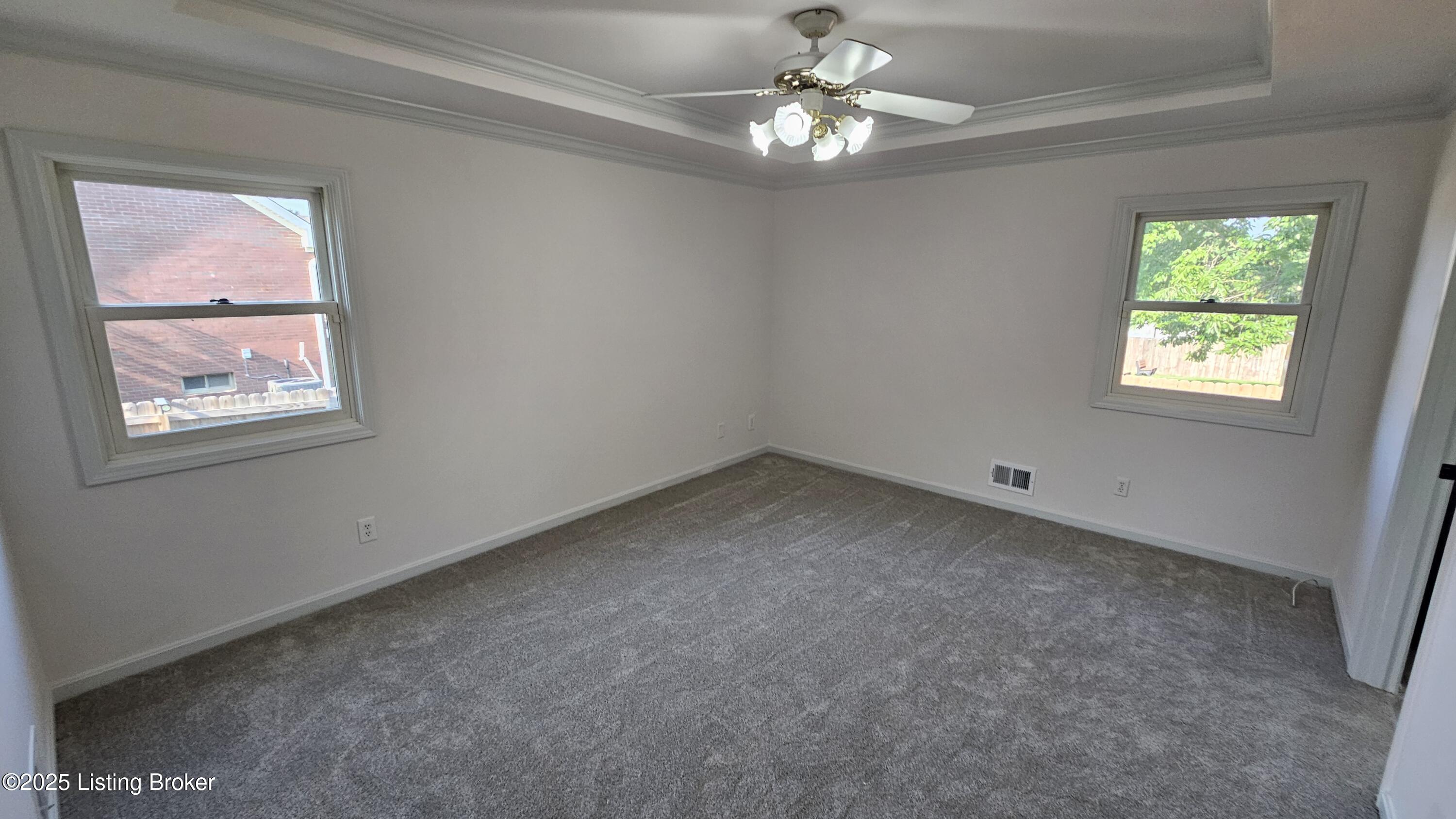 8113 Rome Beauty Way