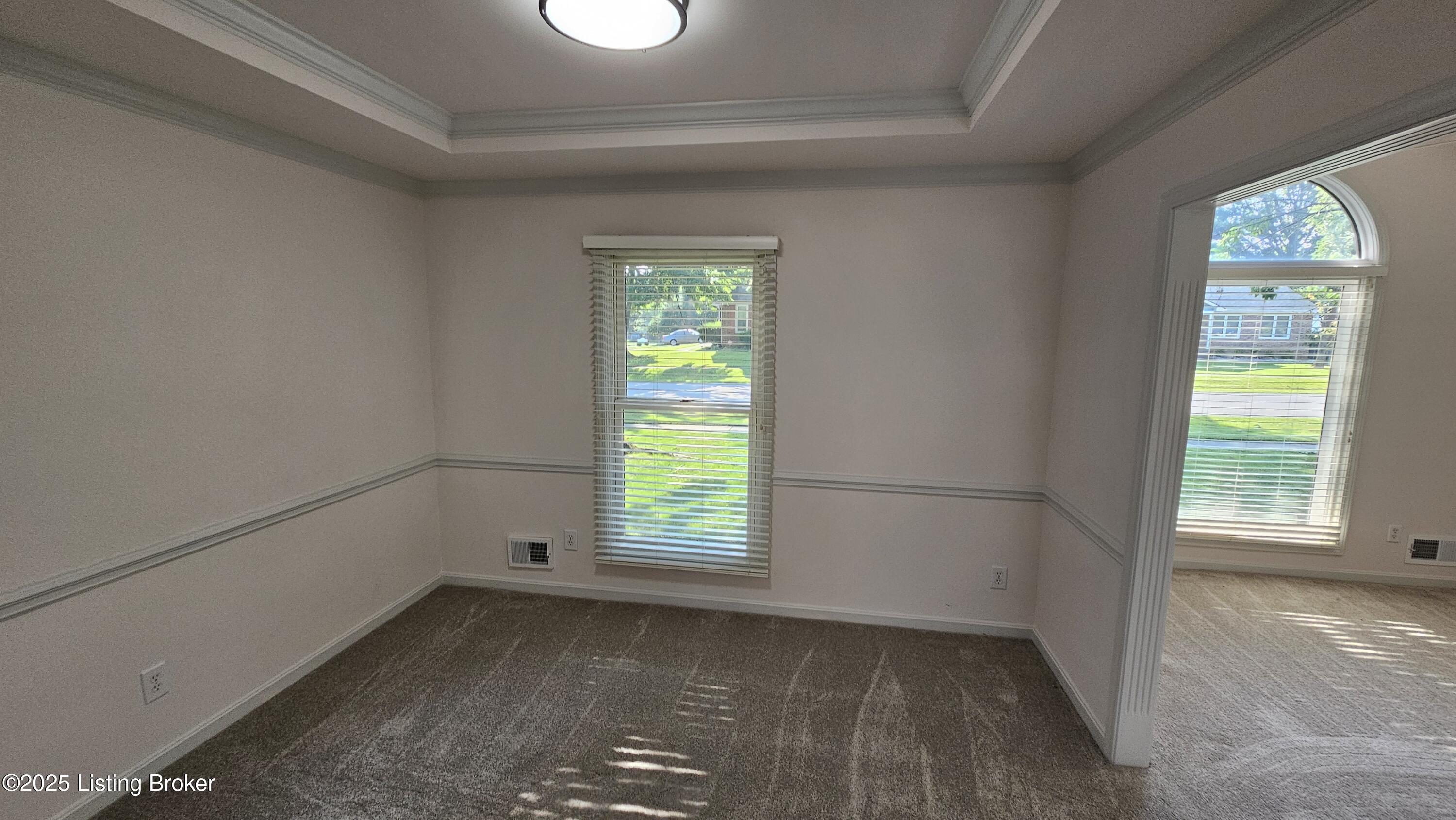 8113 Rome Beauty Way