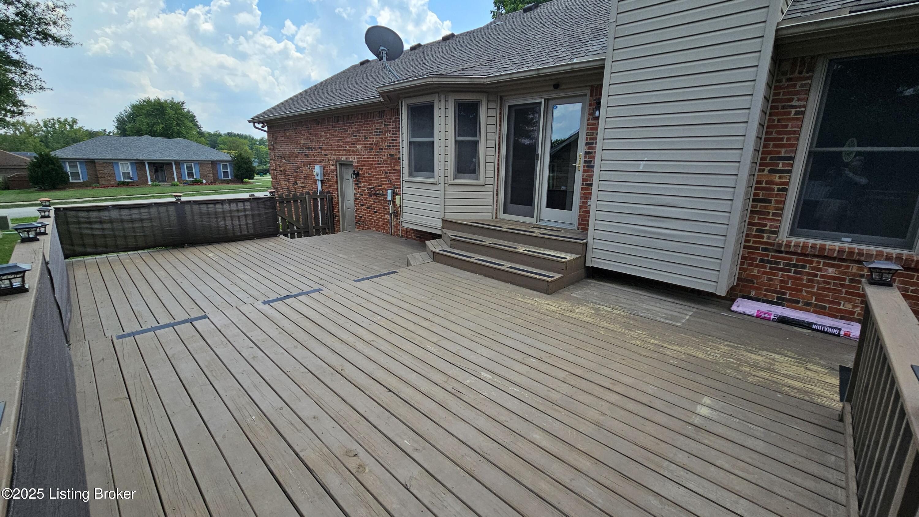 8113 Rome Beauty Way