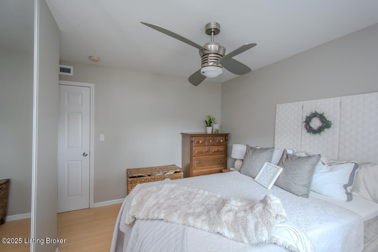 1856 Frankfort Ave 3
