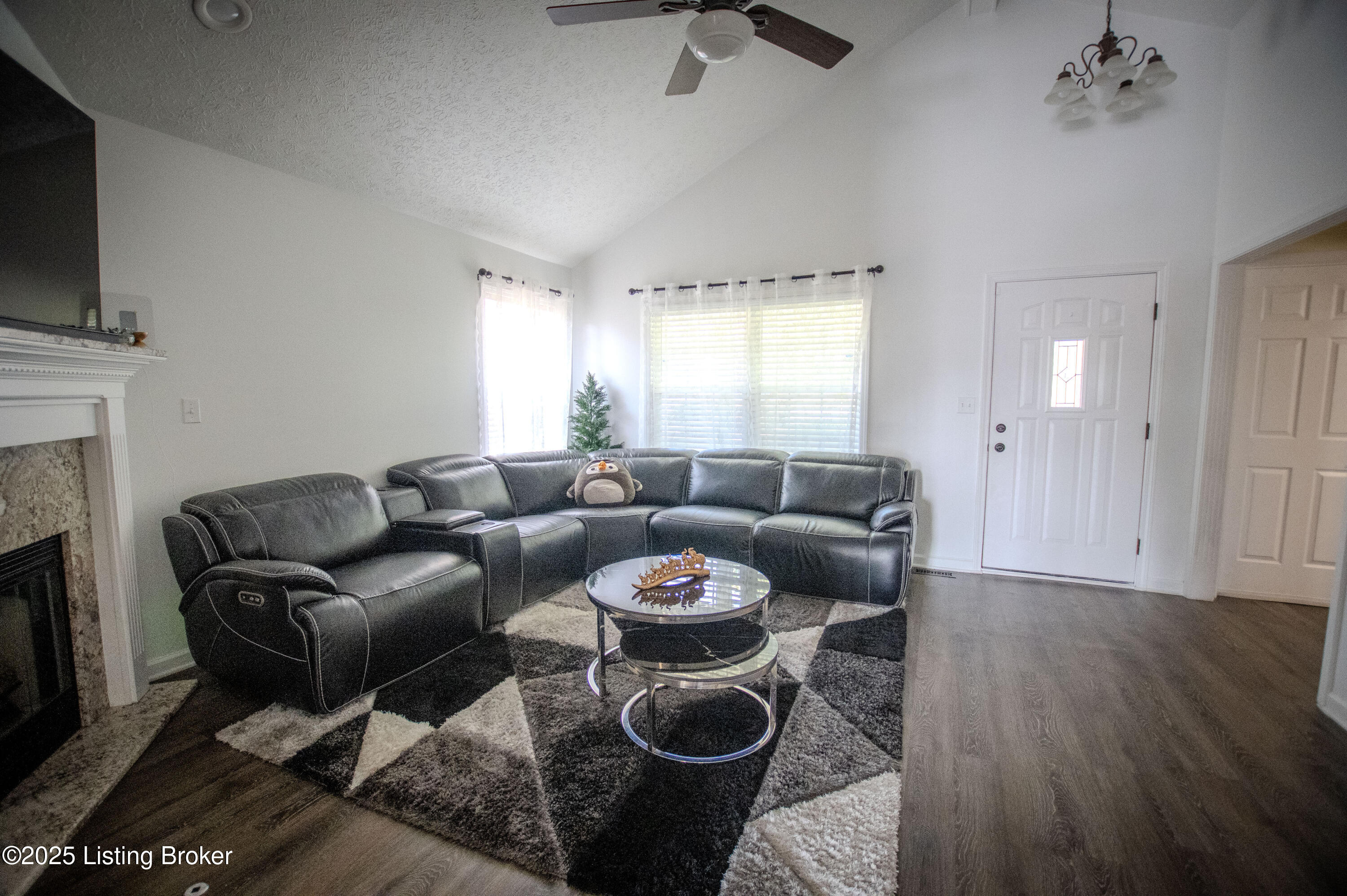 11404 United Blvd