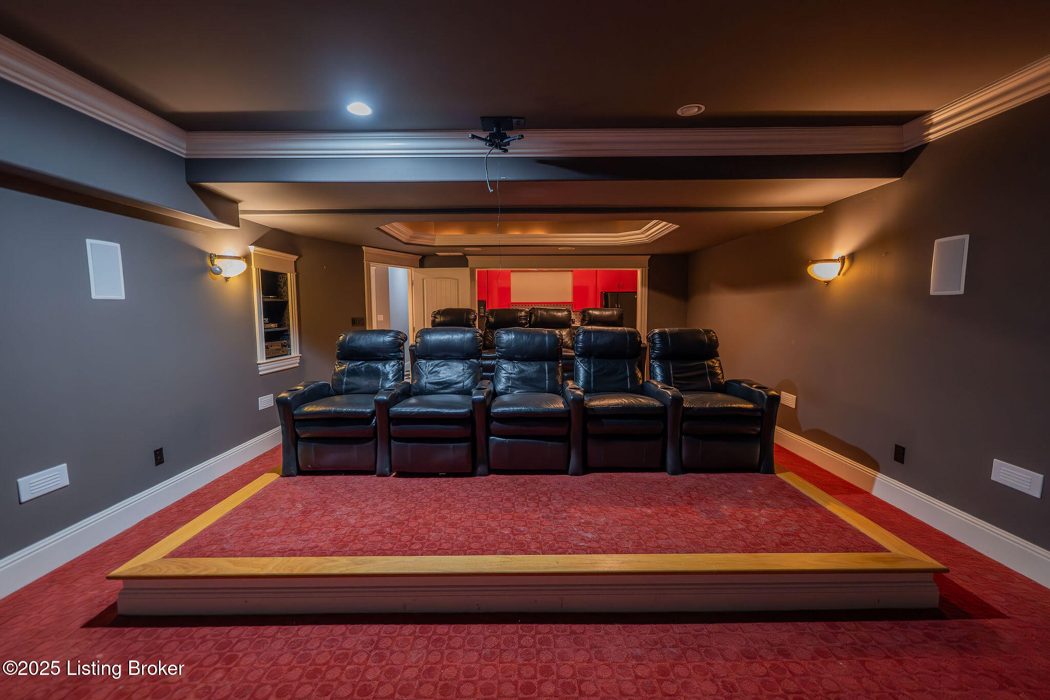 2713 Mayo Ln