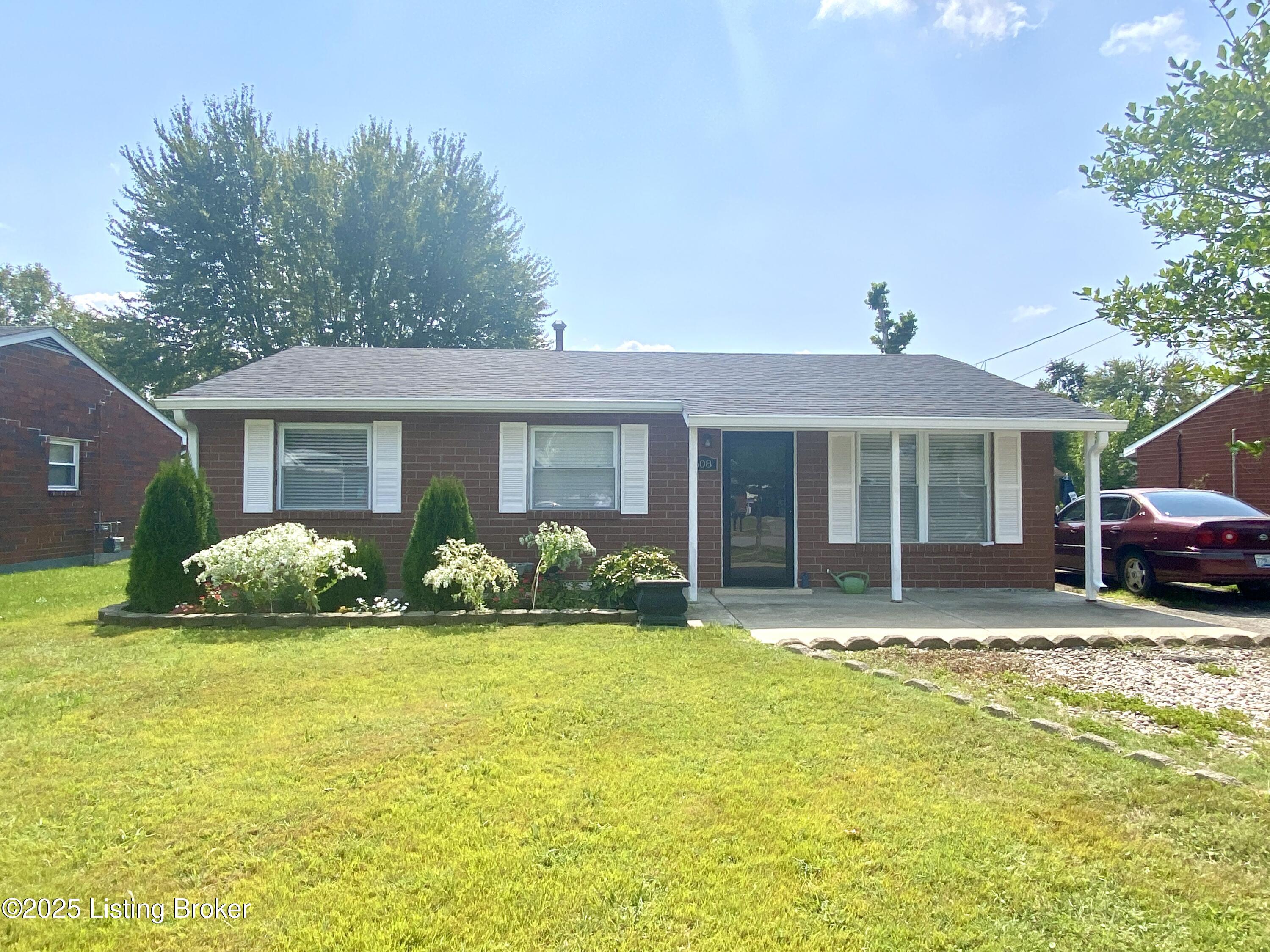 608 Glengarry Dr