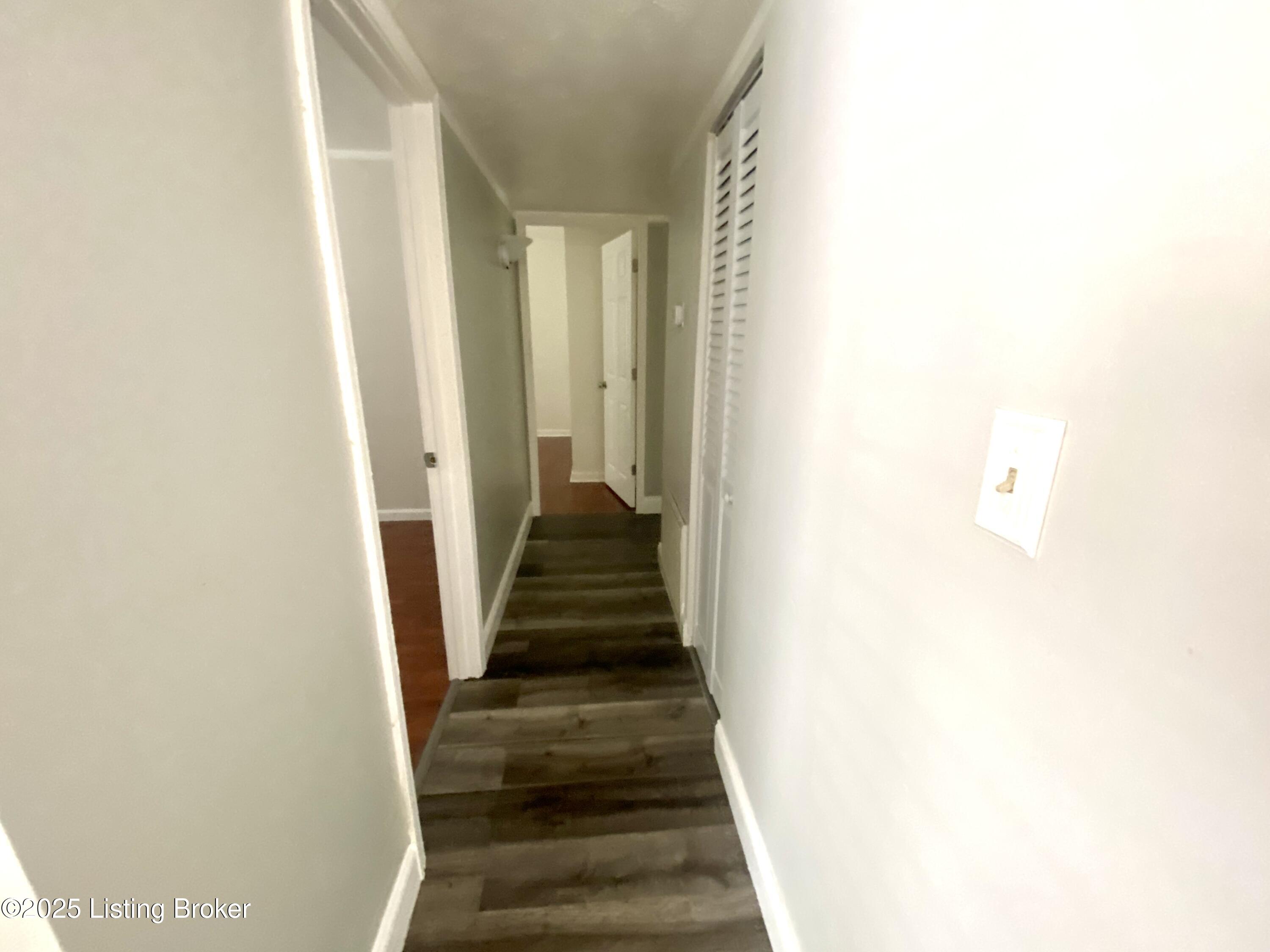 608 Glengarry Dr