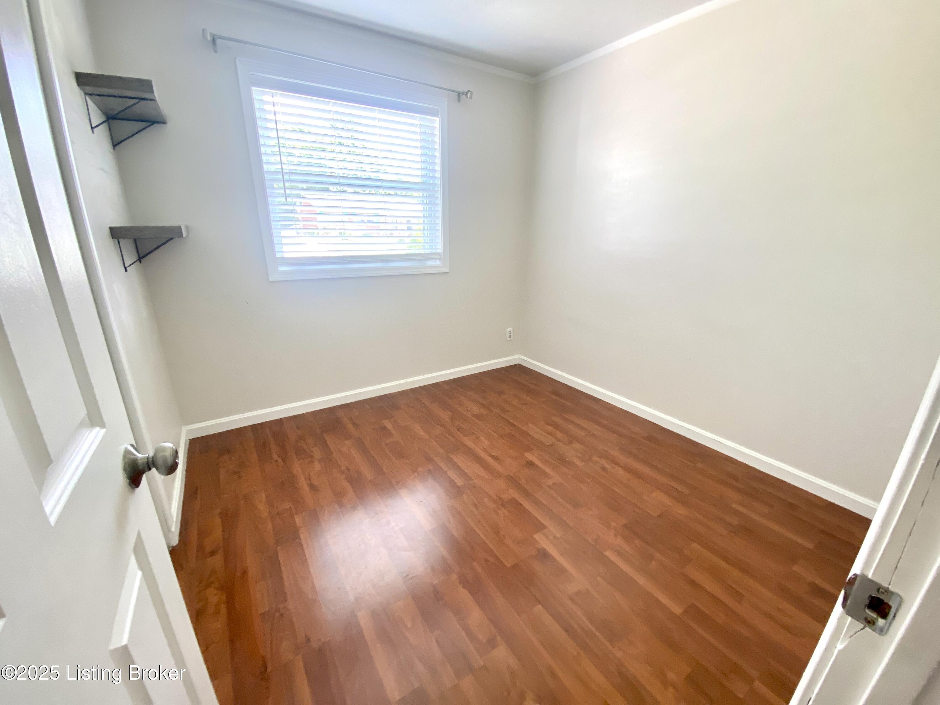 608 Glengarry Dr