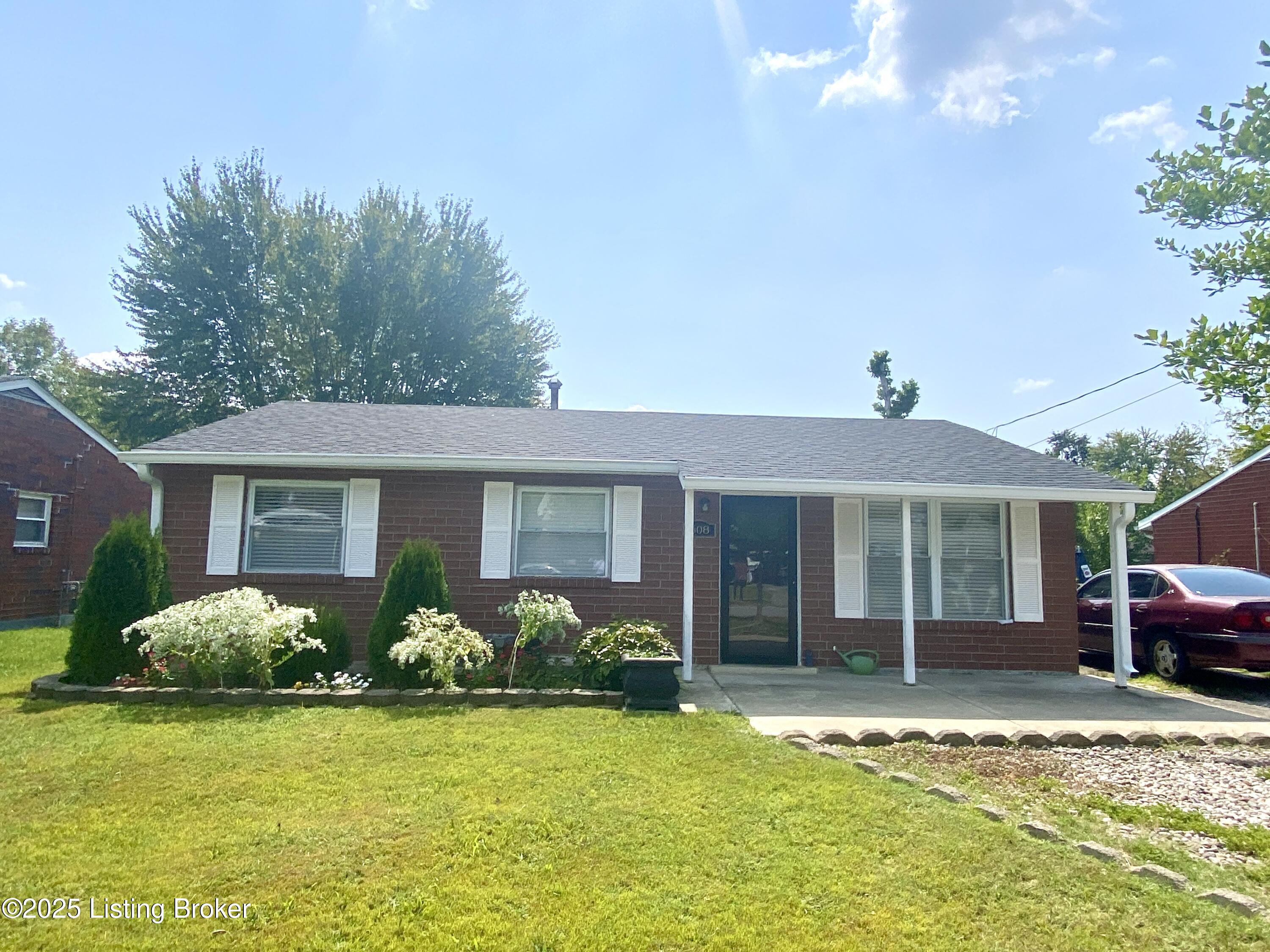 608 Glengarry Dr