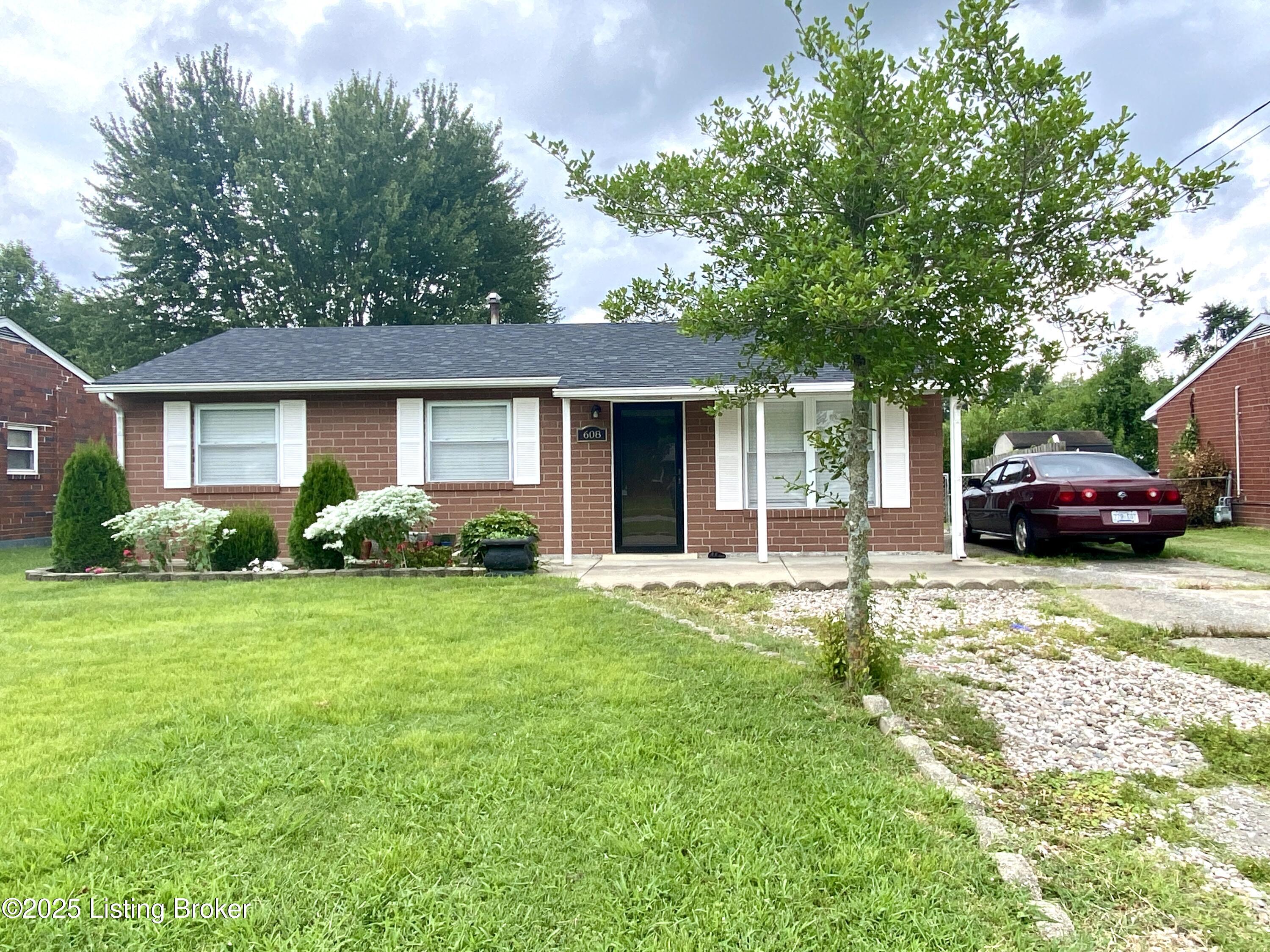 608 Glengarry Dr