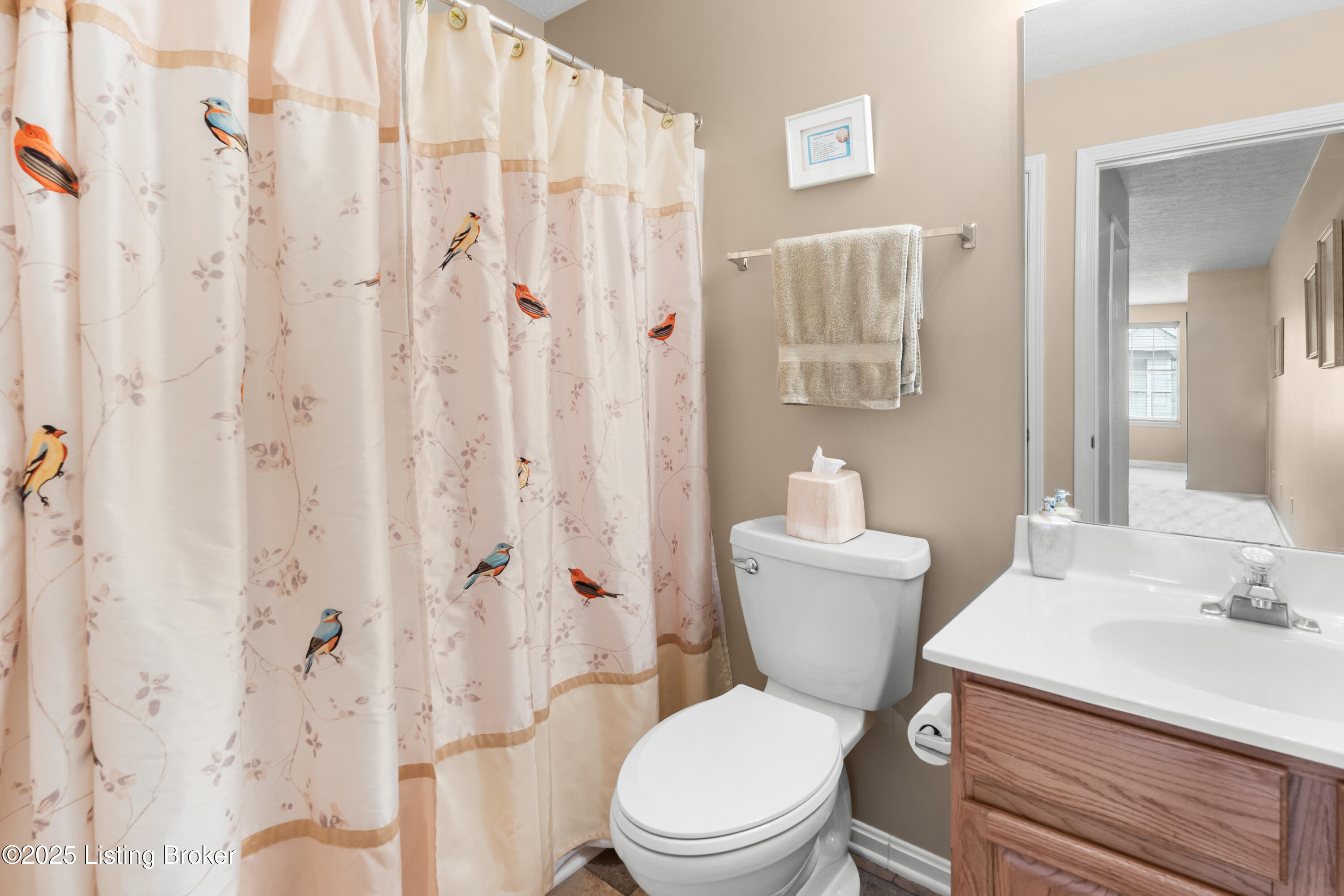 1210 Fox Pointe Dr