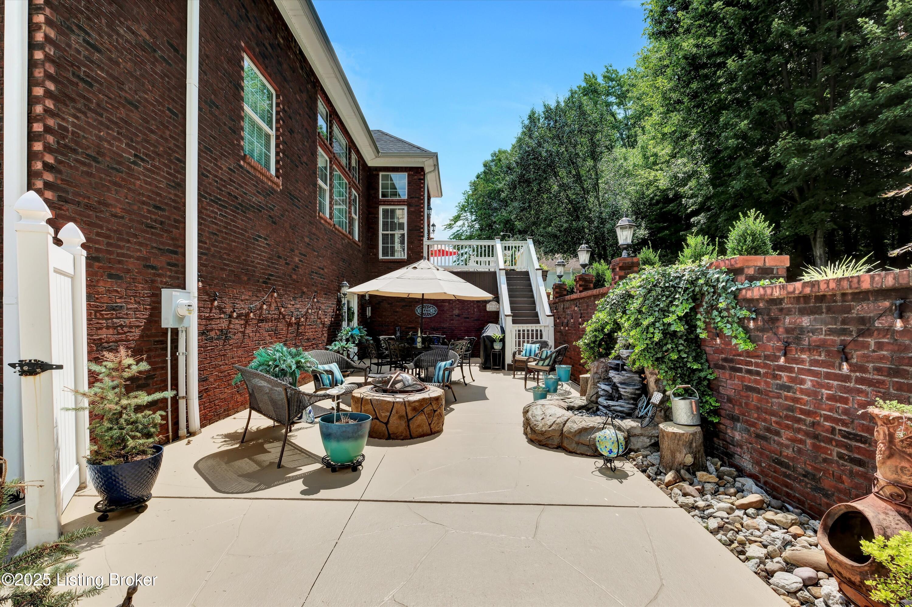 9007 Hi View Ln
