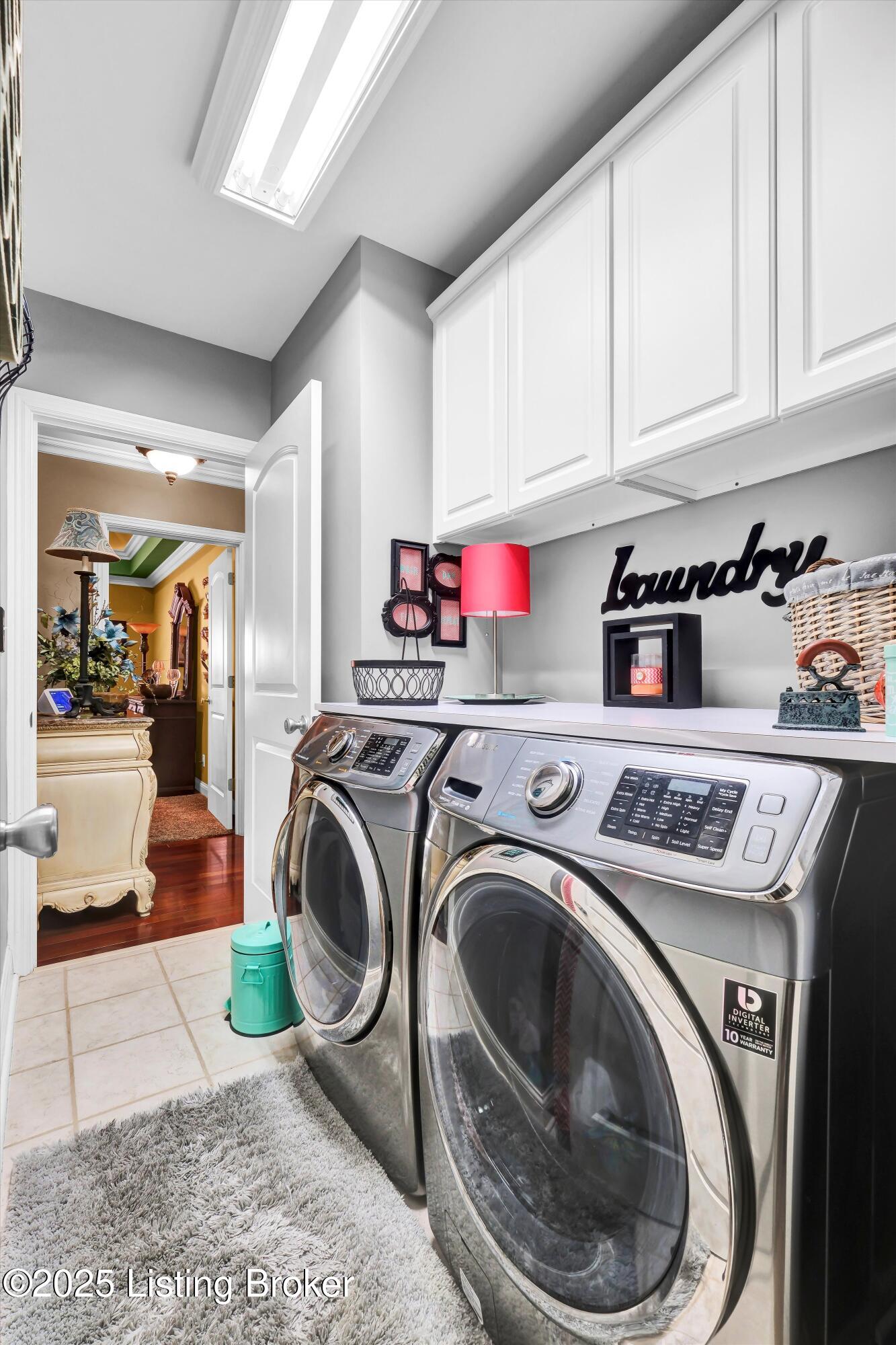 9007 Hi View Ln