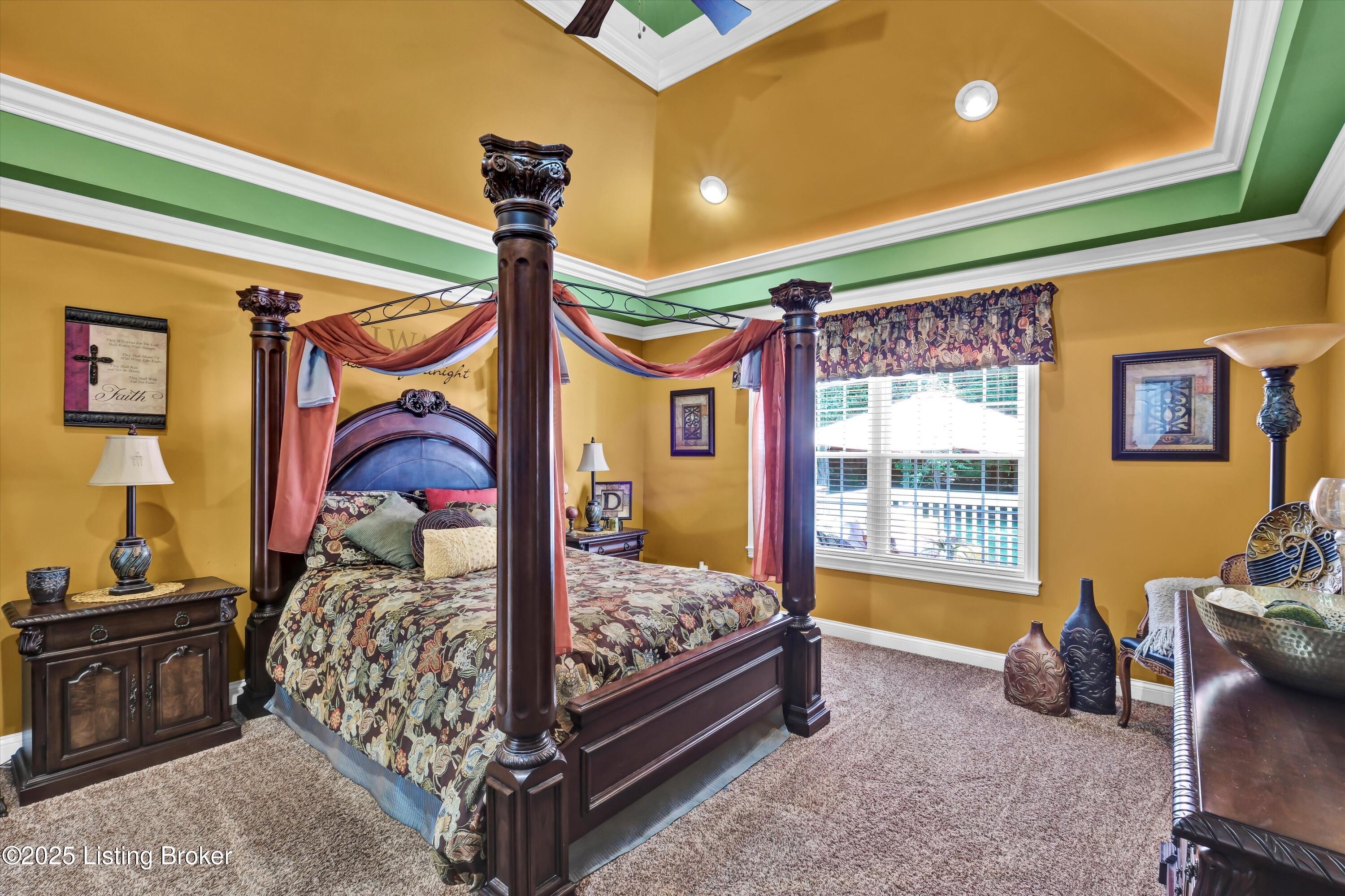 9007 Hi View Ln