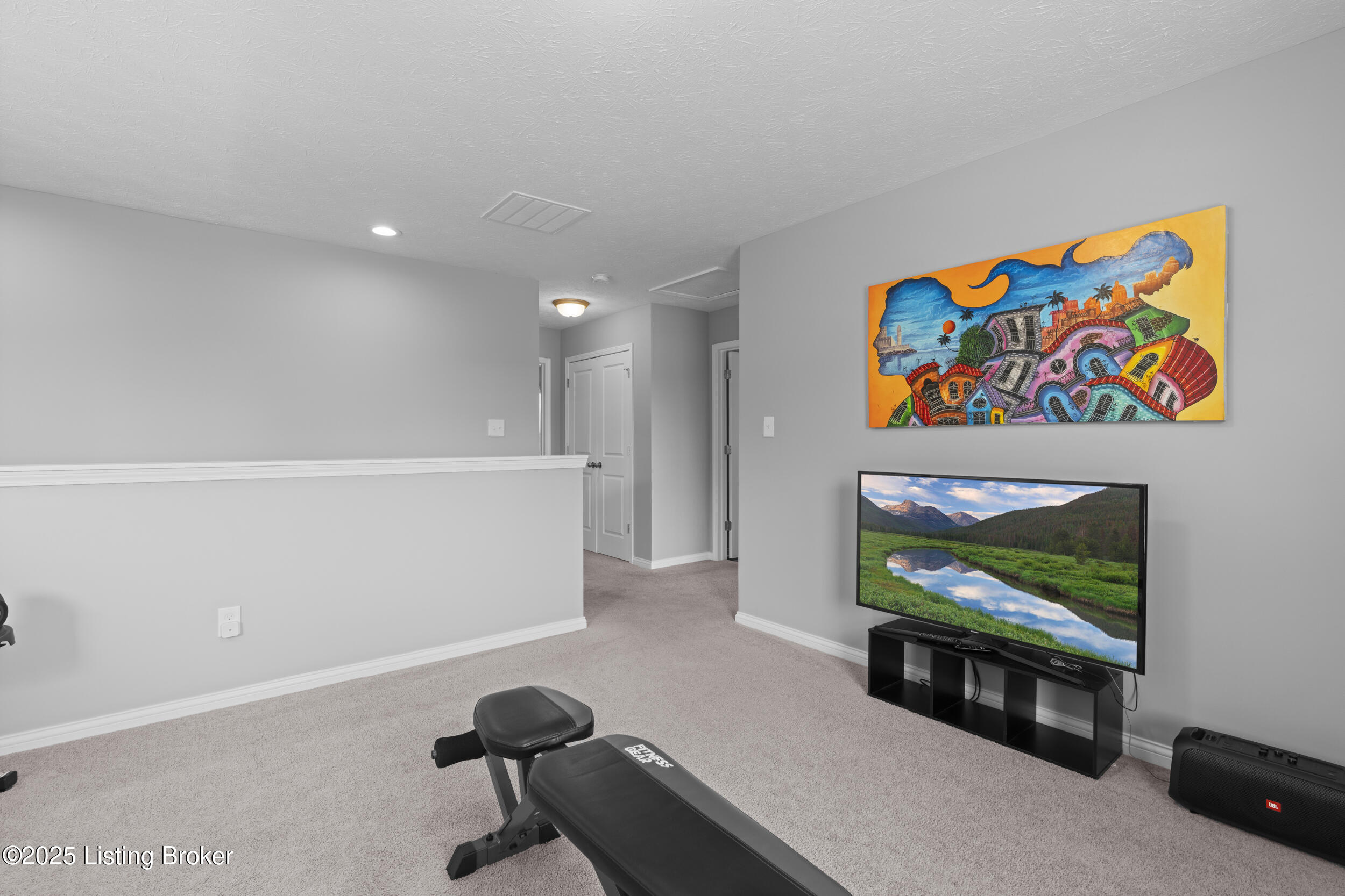 6411 Oak Village Dr