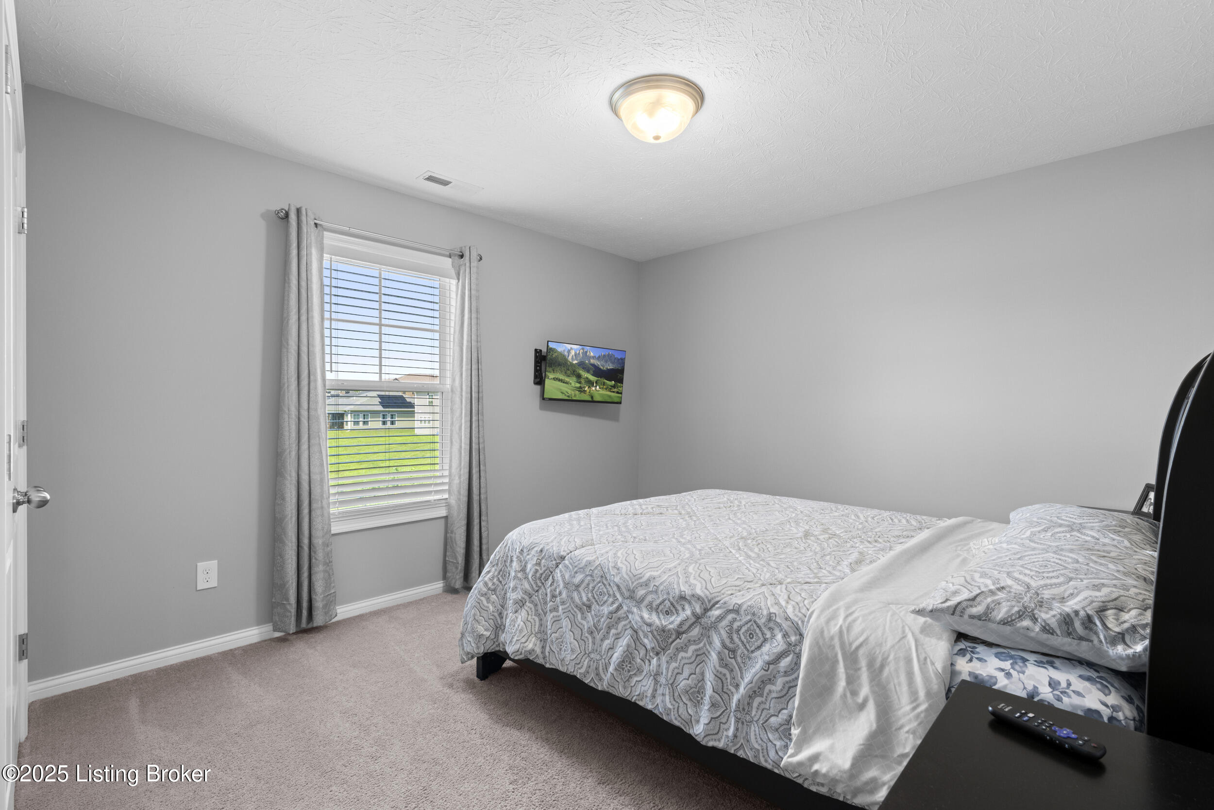 6411 Oak Village Dr