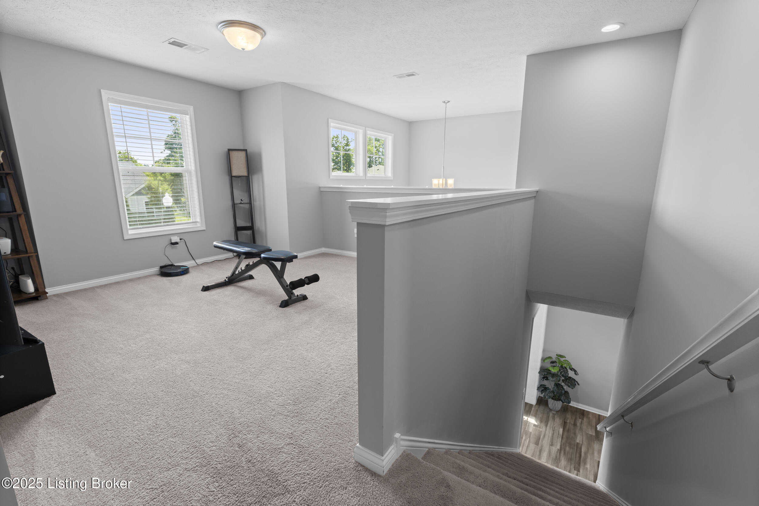 6411 Oak Village Dr