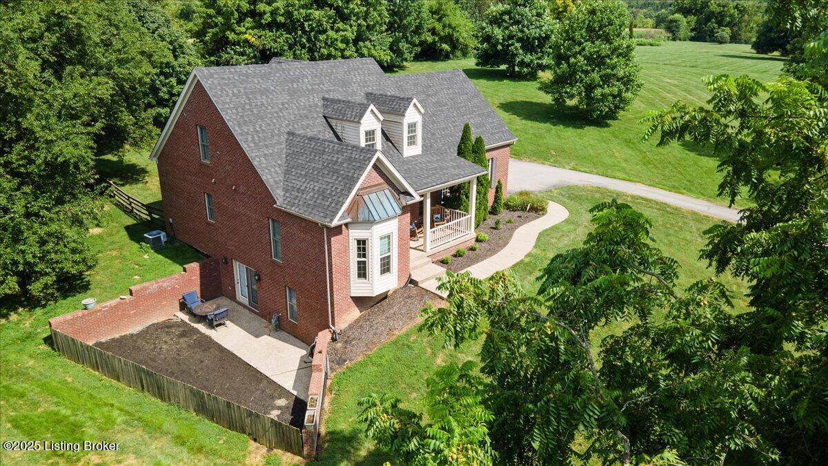 4013 Old Farm Dr