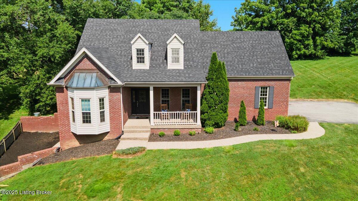 4013 Old Farm Dr