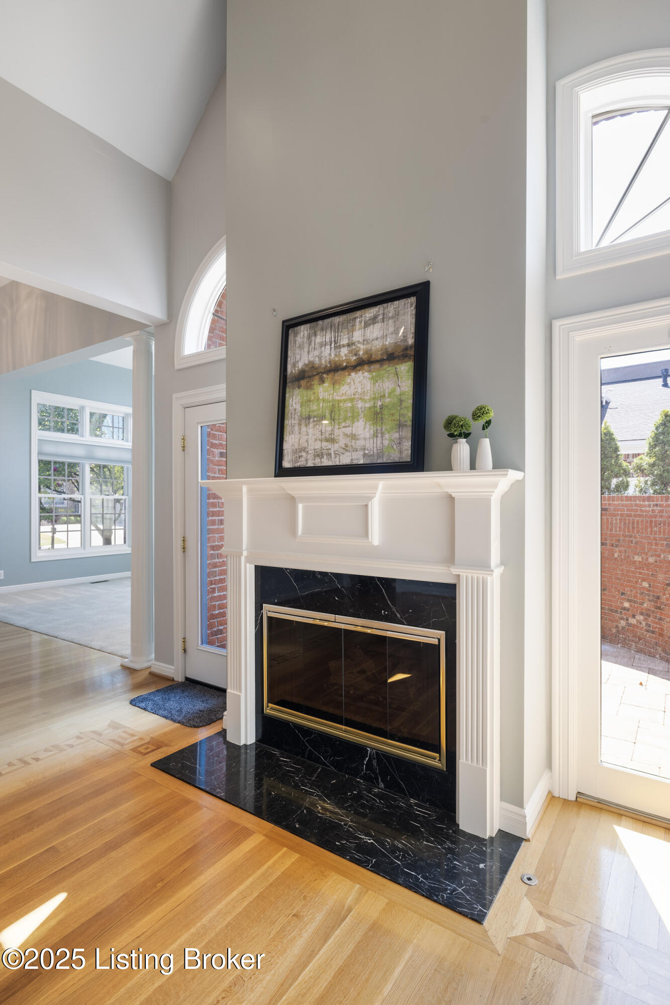 2617 Alia Cir