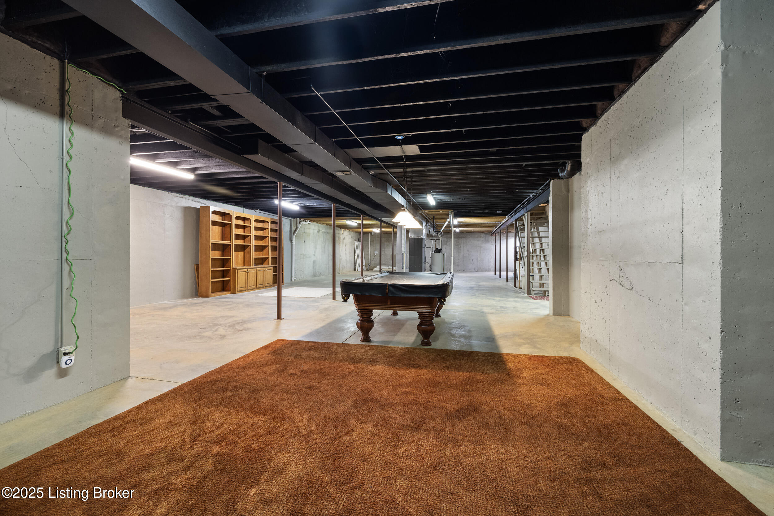 2617 Alia Cir