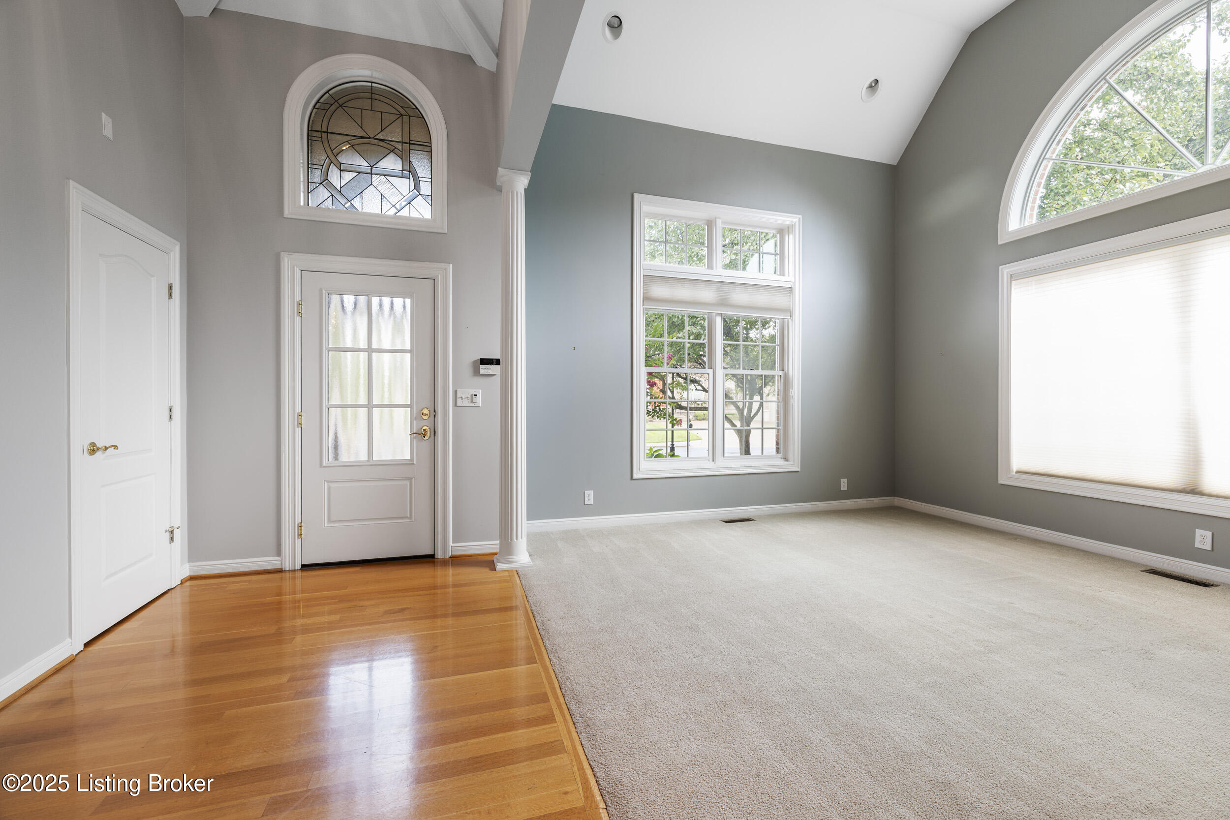 2617 Alia Cir