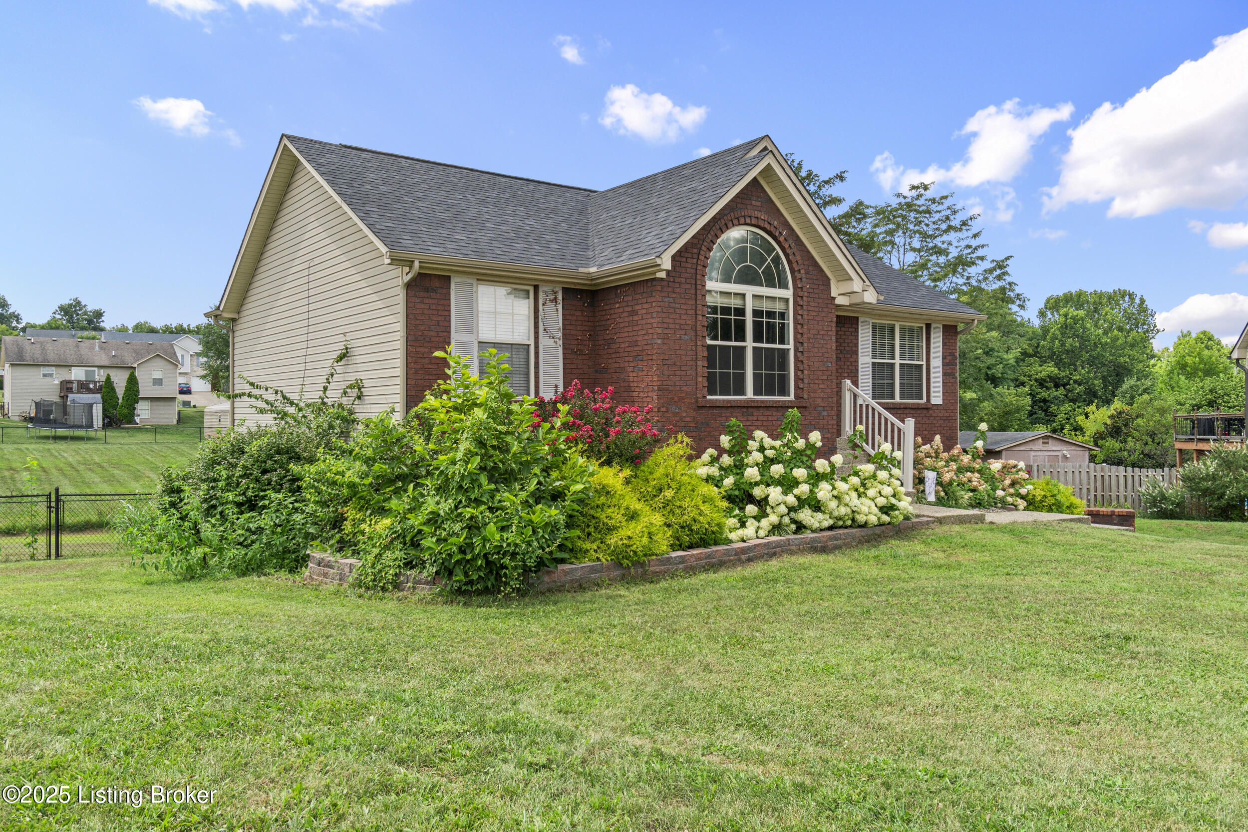 293 Trevor Ct