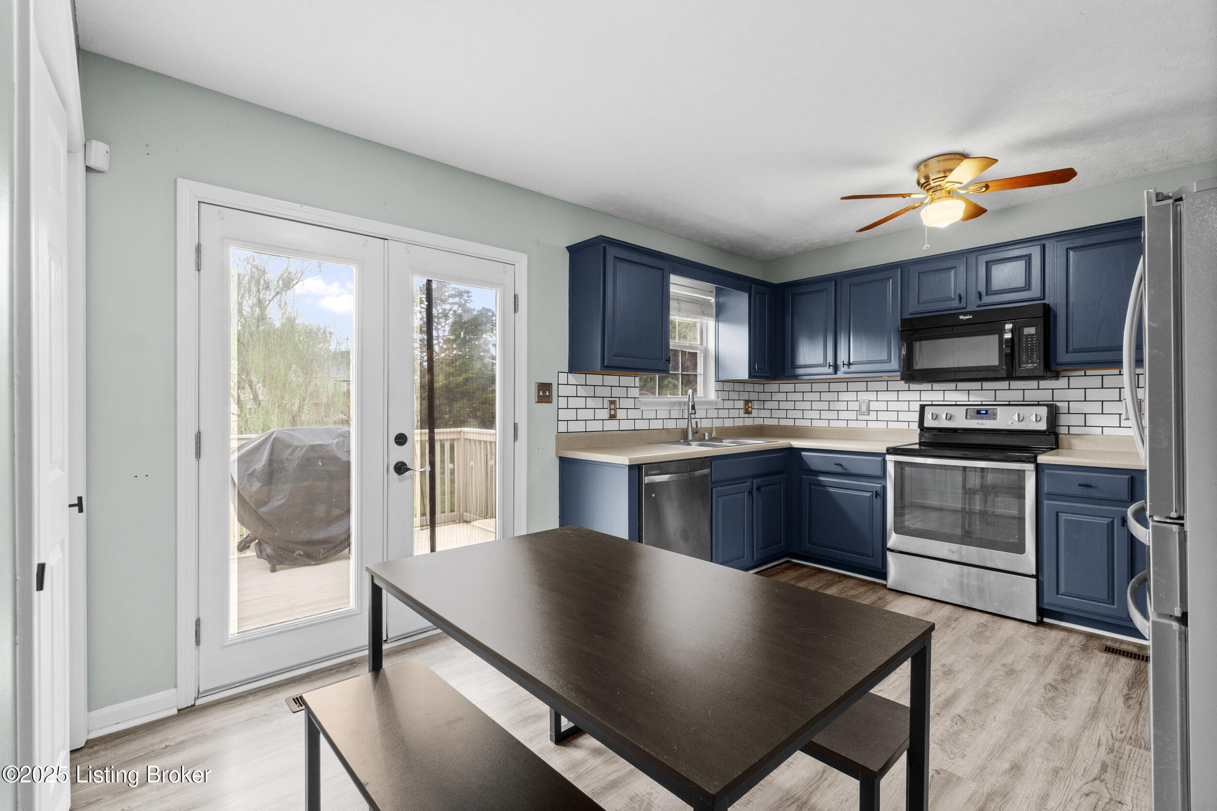 293 Trevor Ct