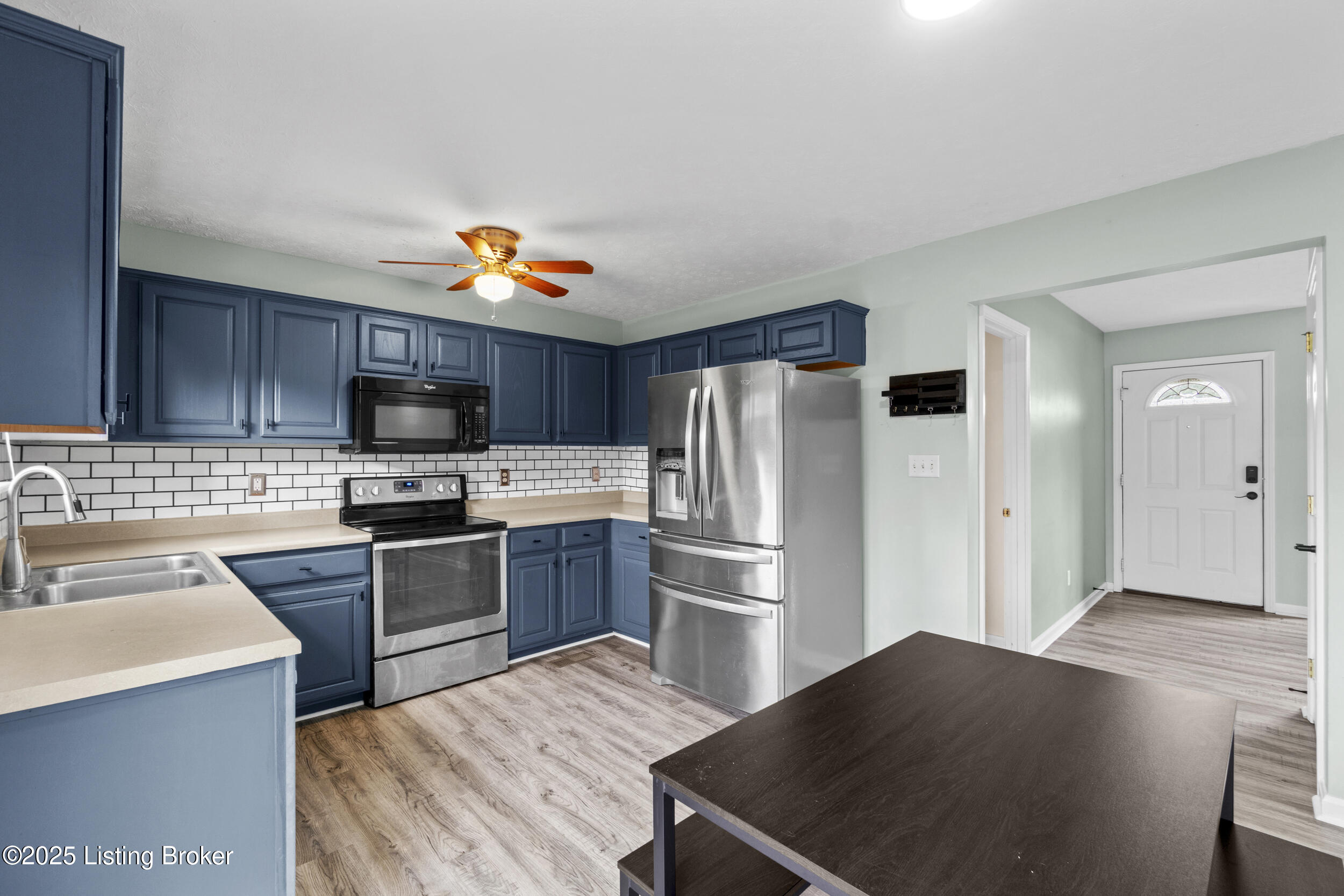 293 Trevor Ct
