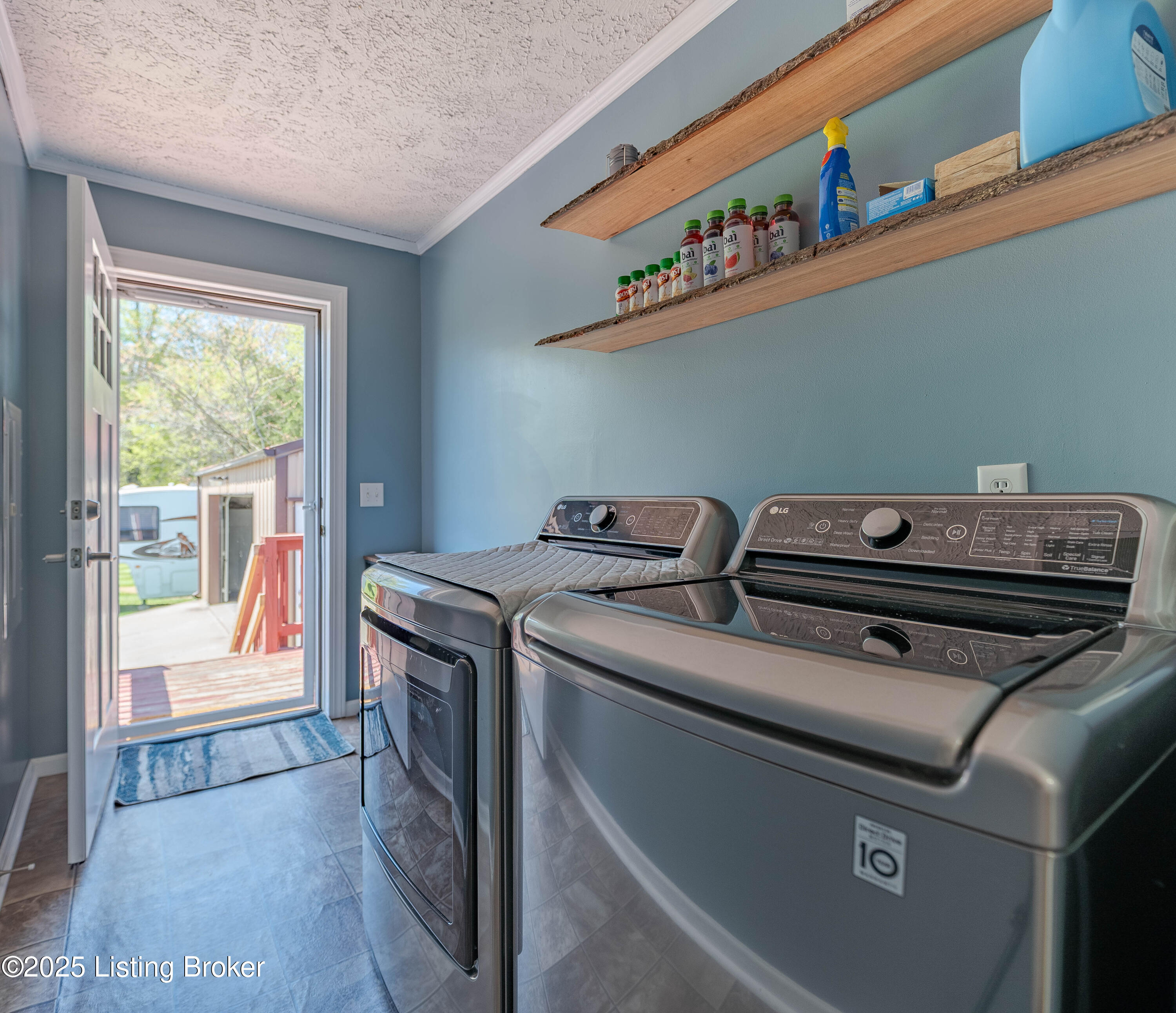 431 Devin Dr
