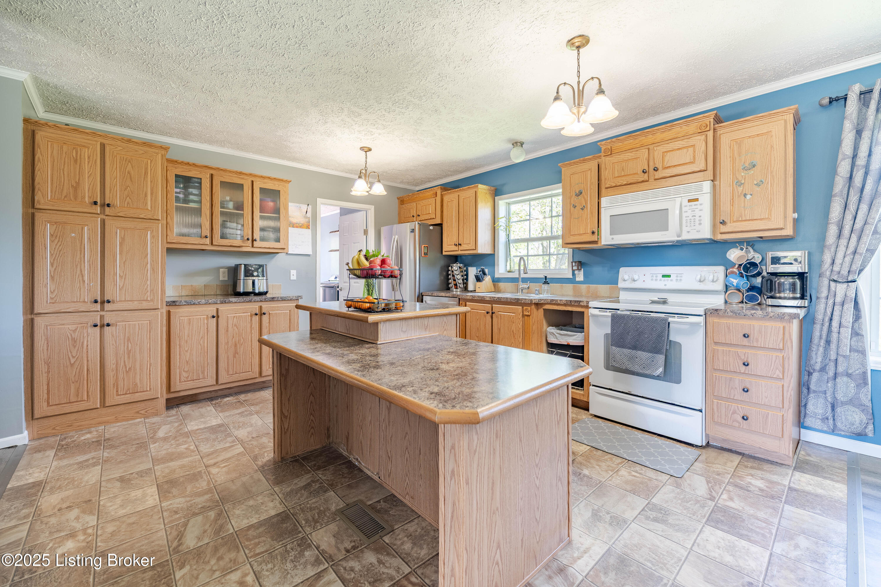 431 Devin Dr