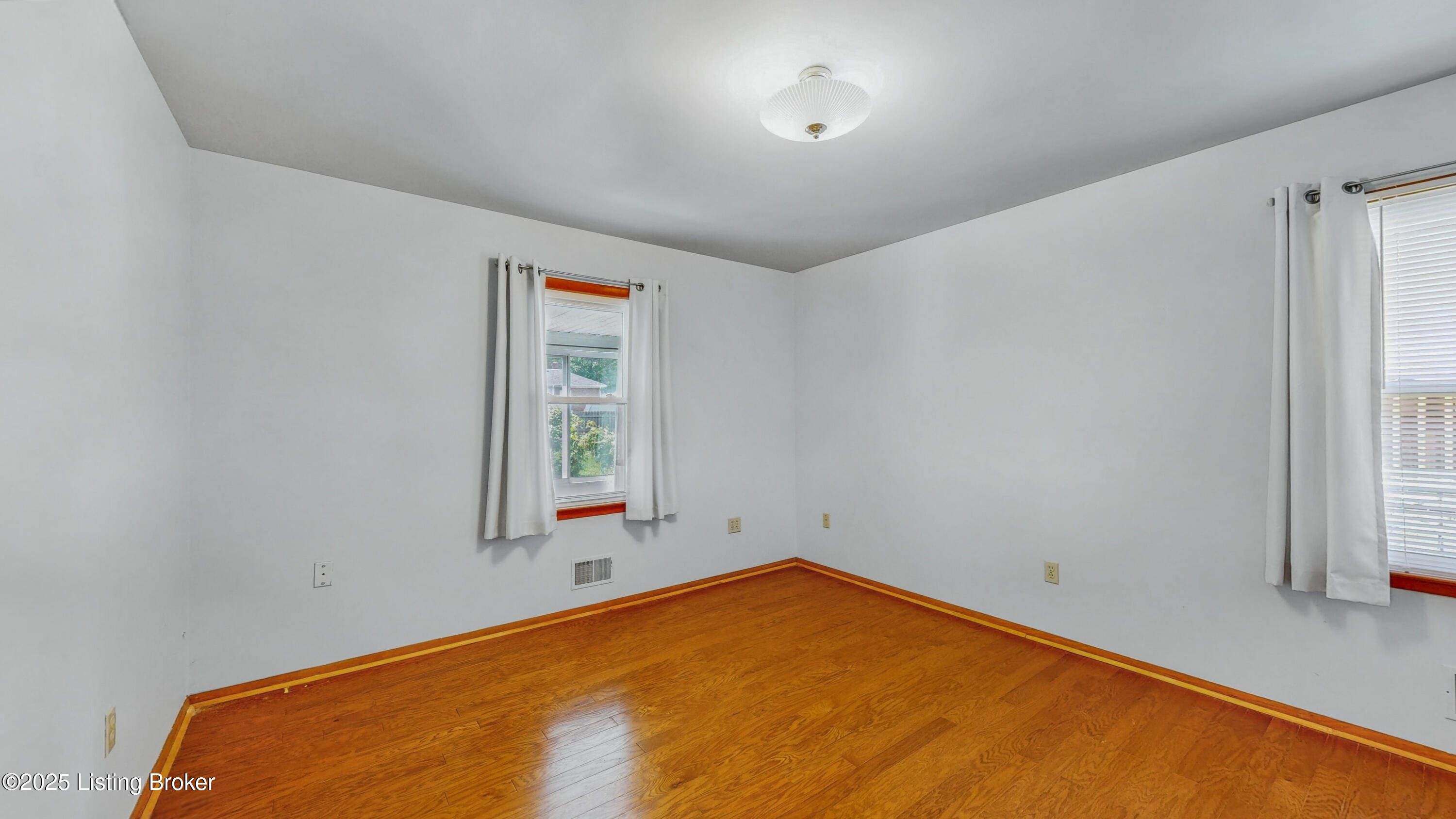 5321 Southdale Rd