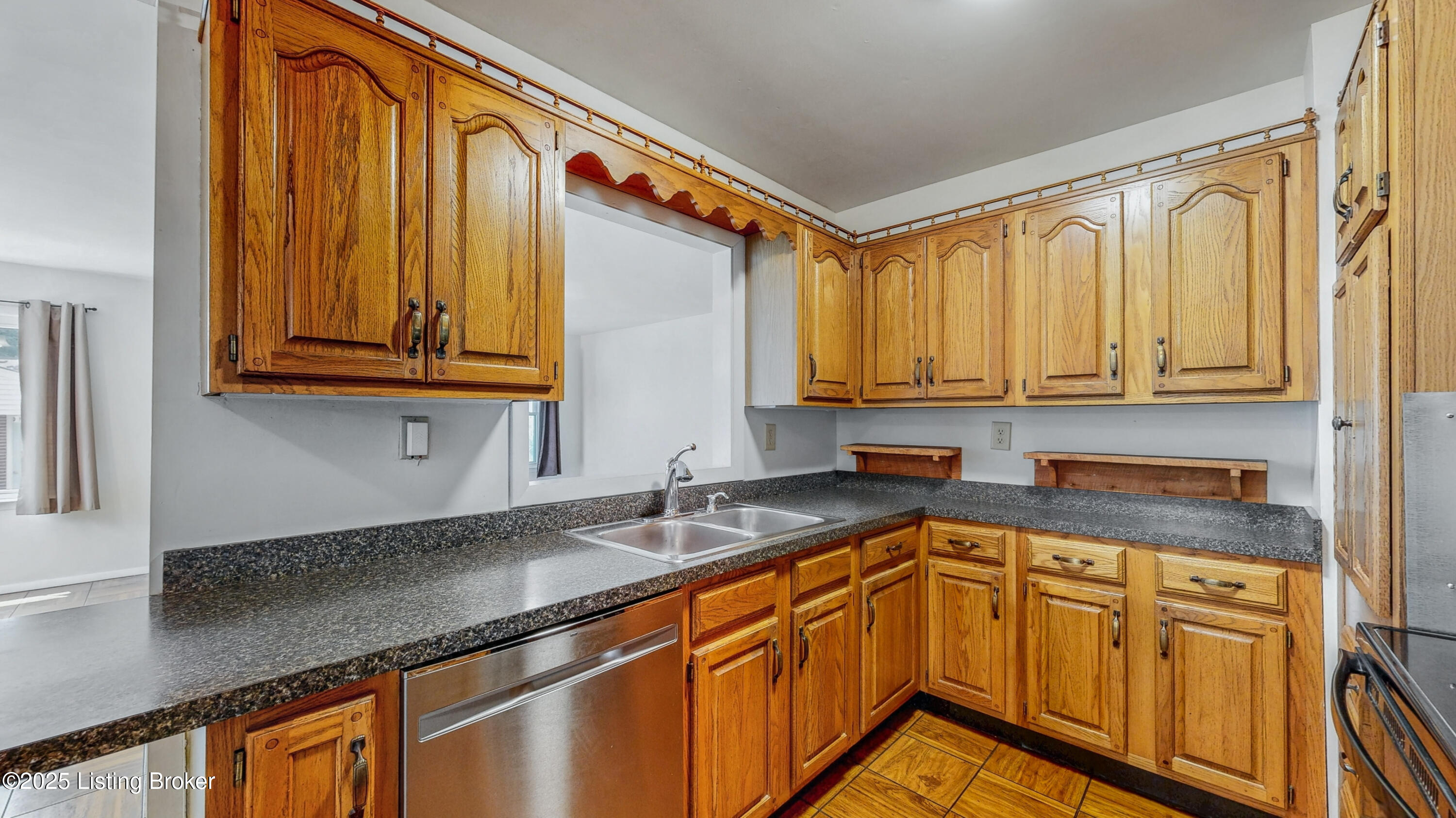 5321 Southdale Rd