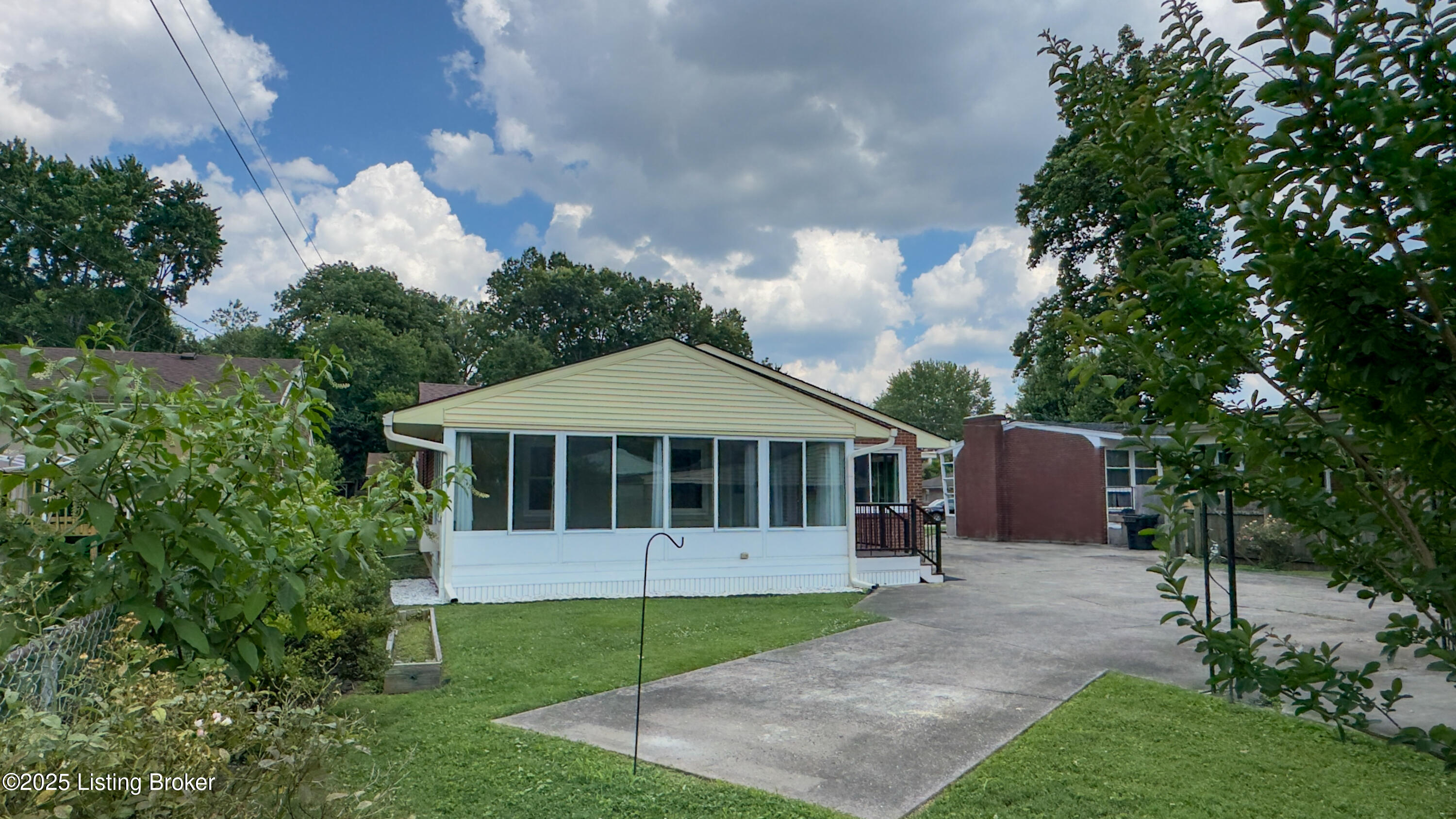 5321 Southdale Rd