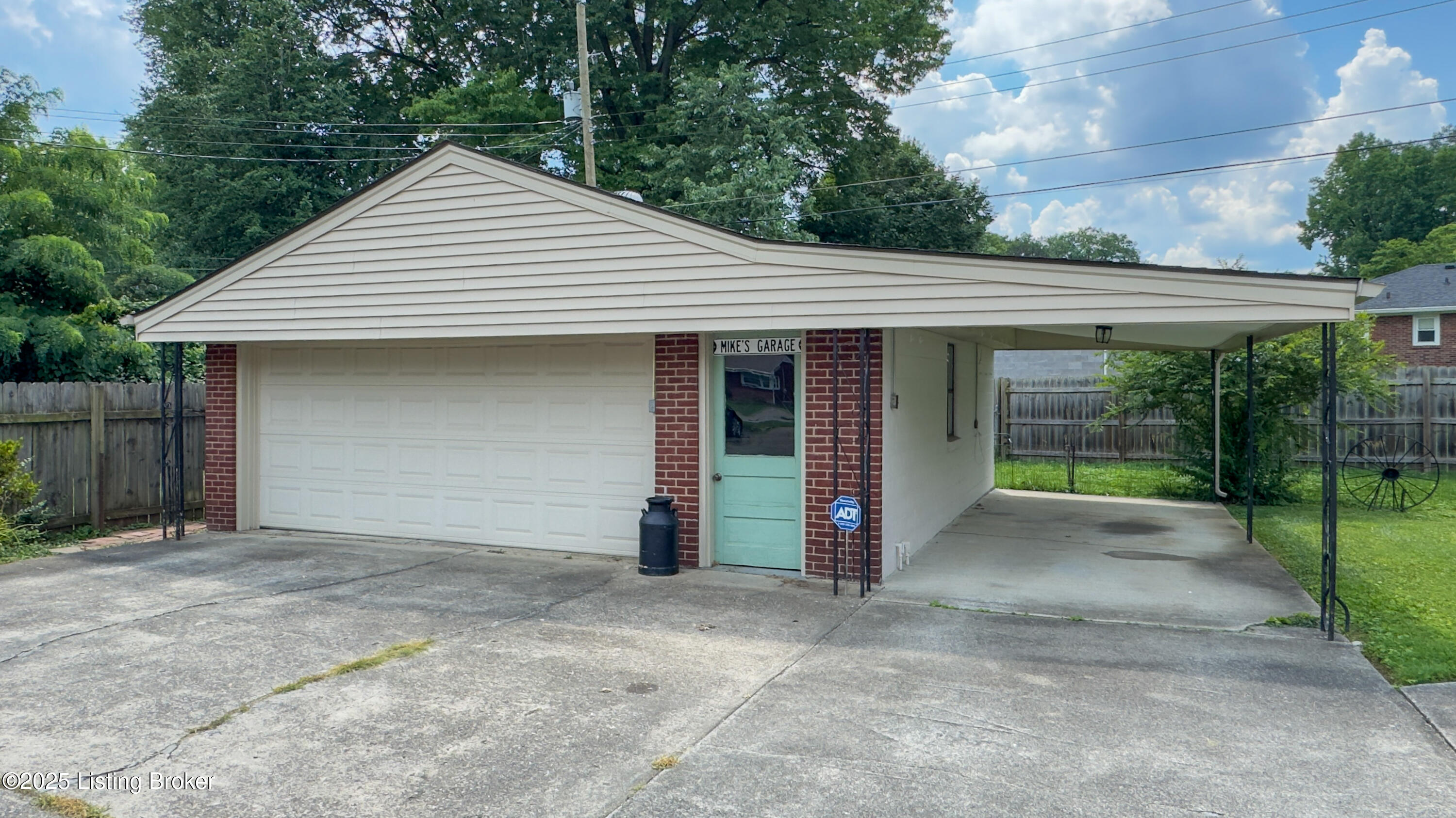 5321 Southdale Rd