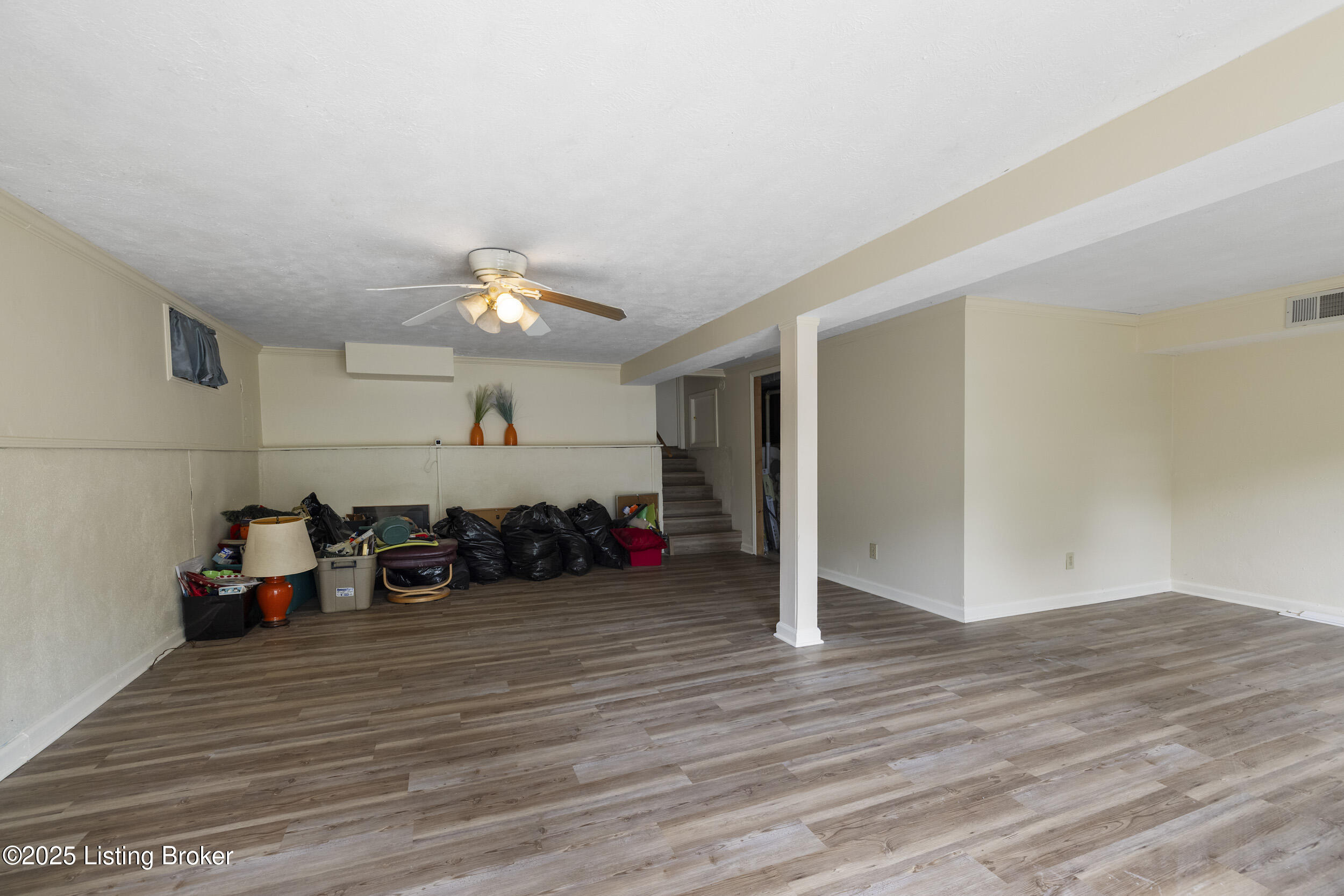 1102 Woodcroft Ct