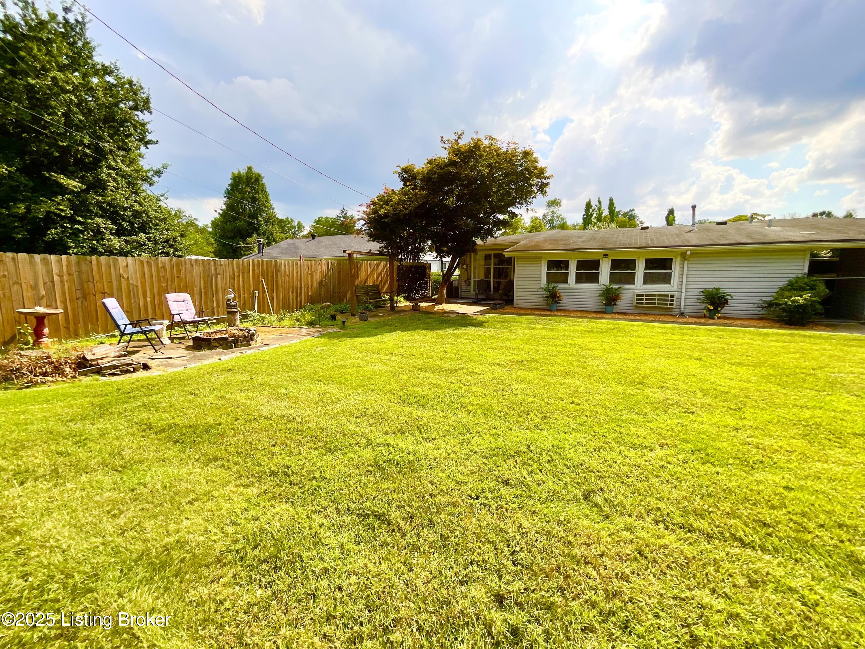 3013 Furman Blvd