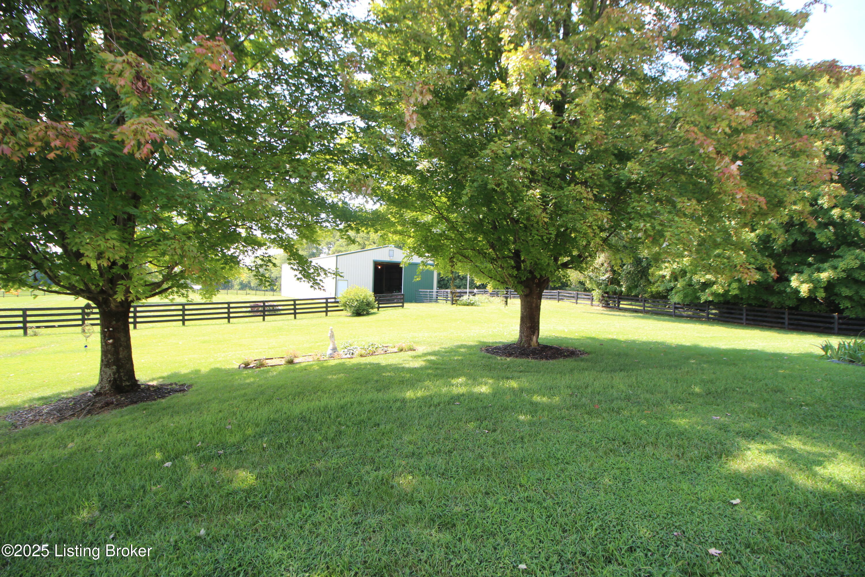 1928 Mayfield Dr