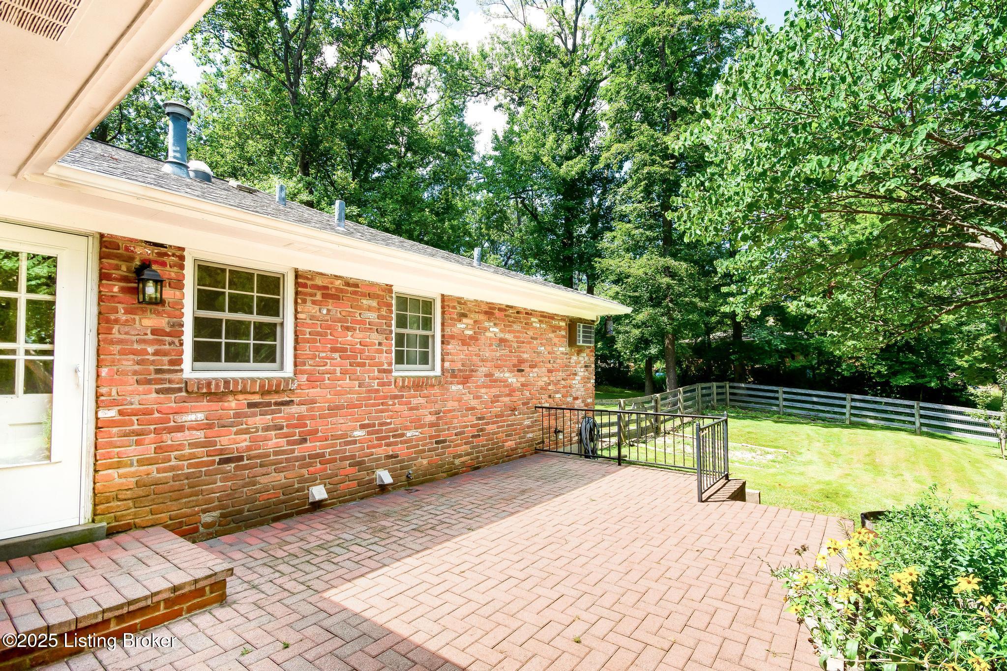 9611 Fairground Rd