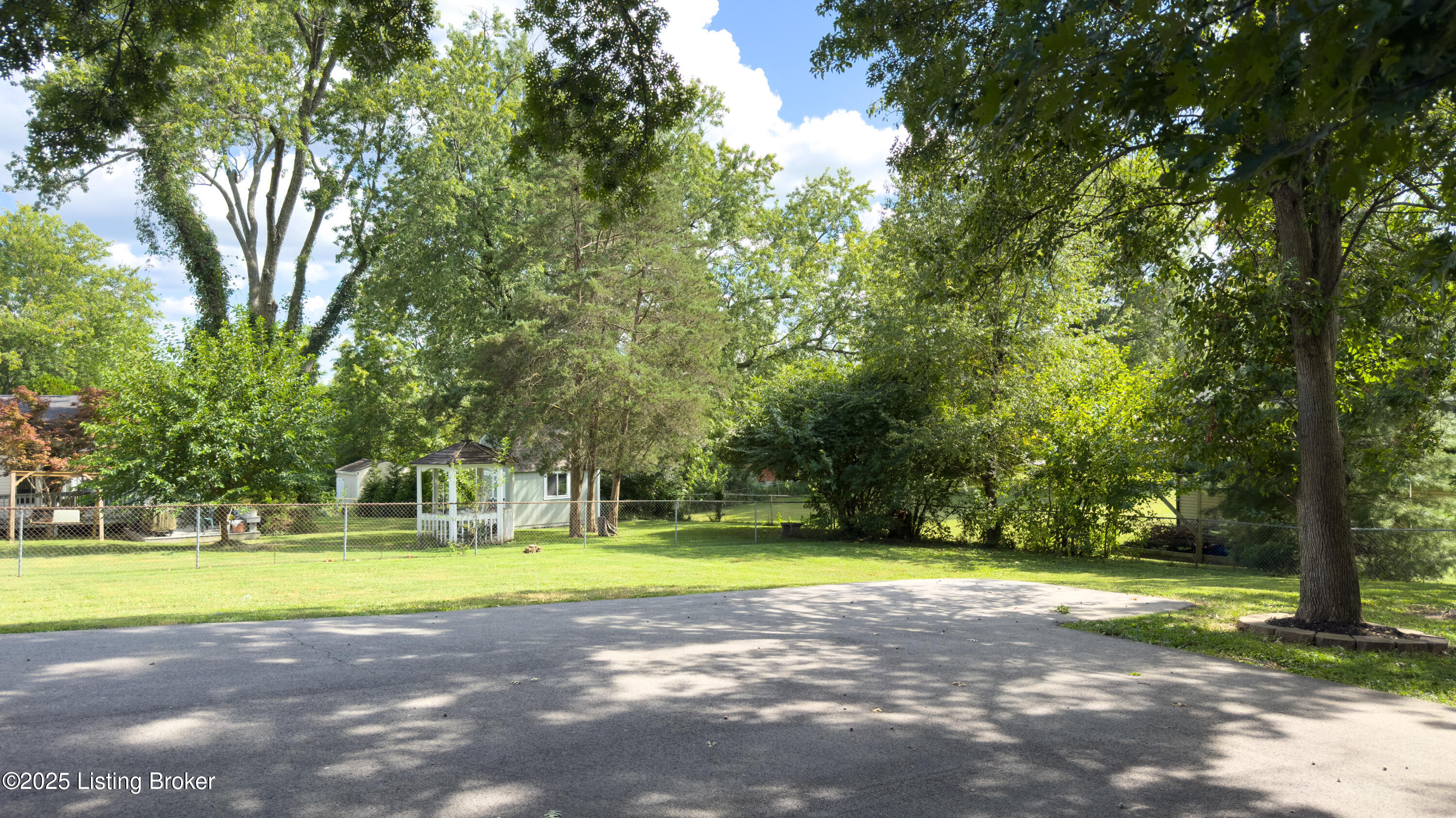 7304 Cardinal Rd