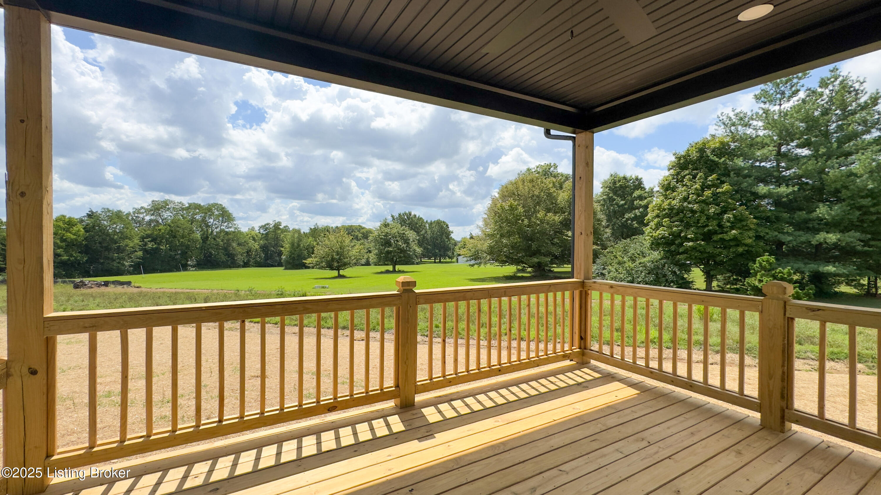 7905 Wagon Trail Ct