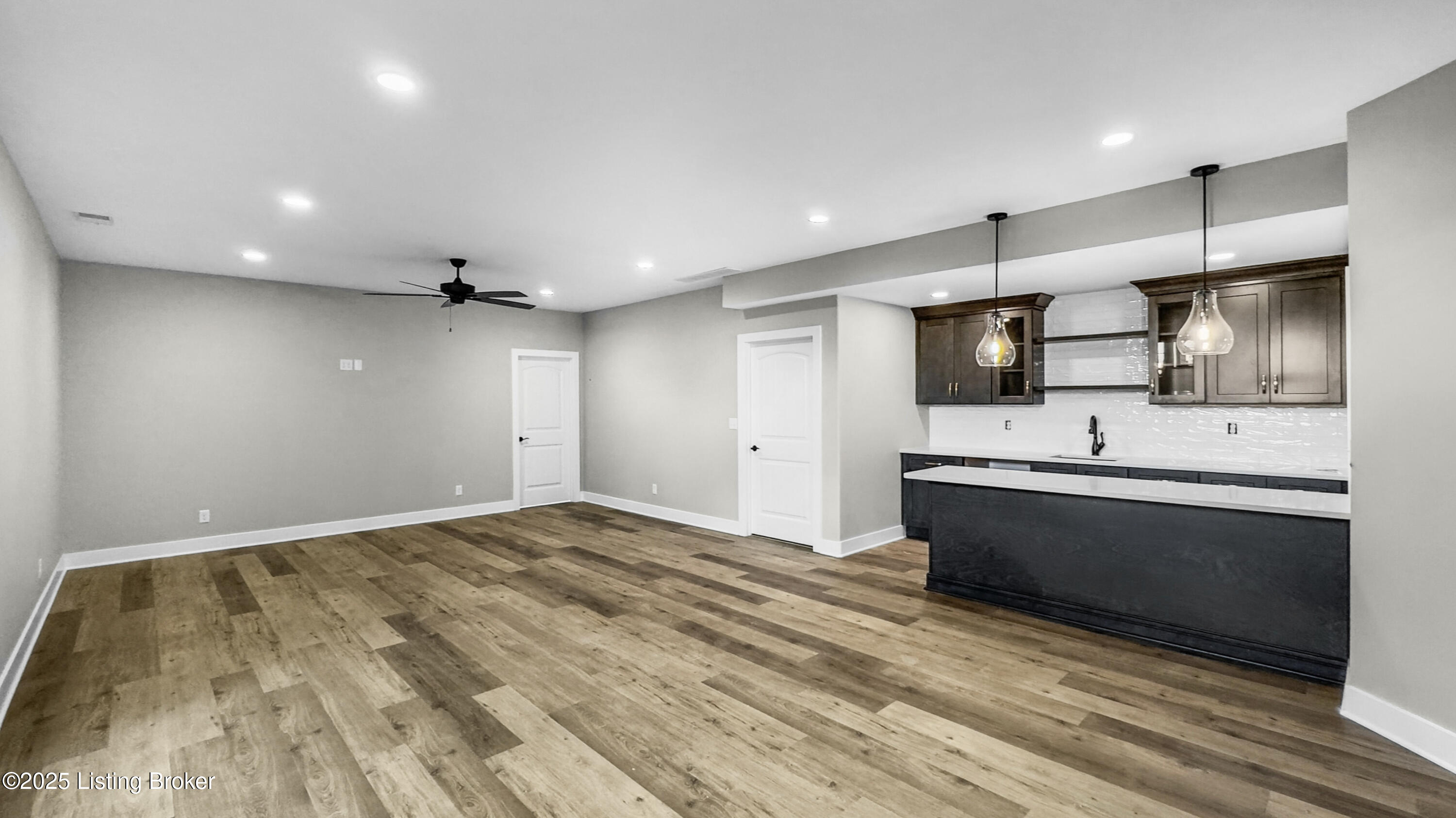 7905 Wagon Trail Ct