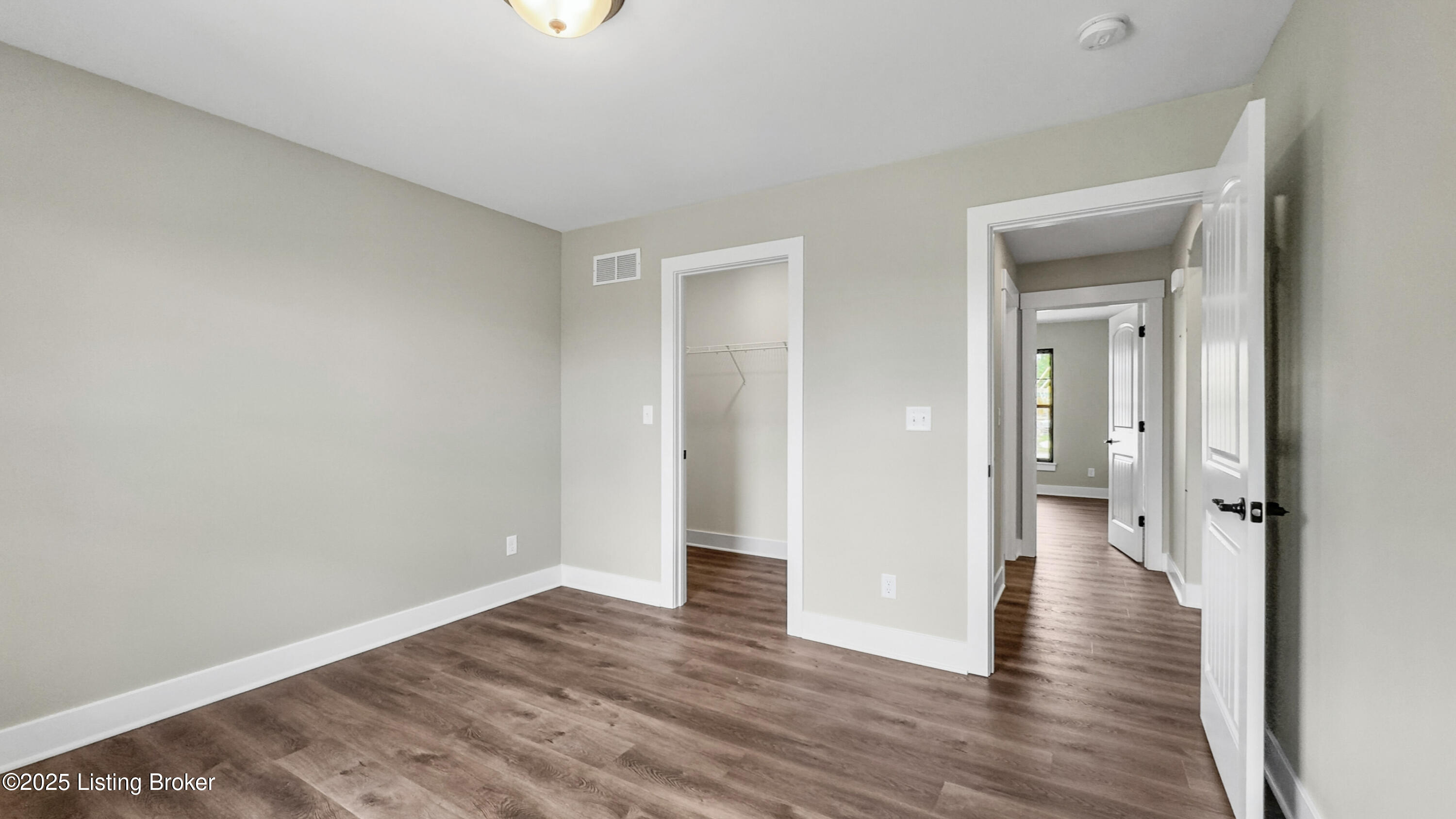 7905 Wagon Trail Ct